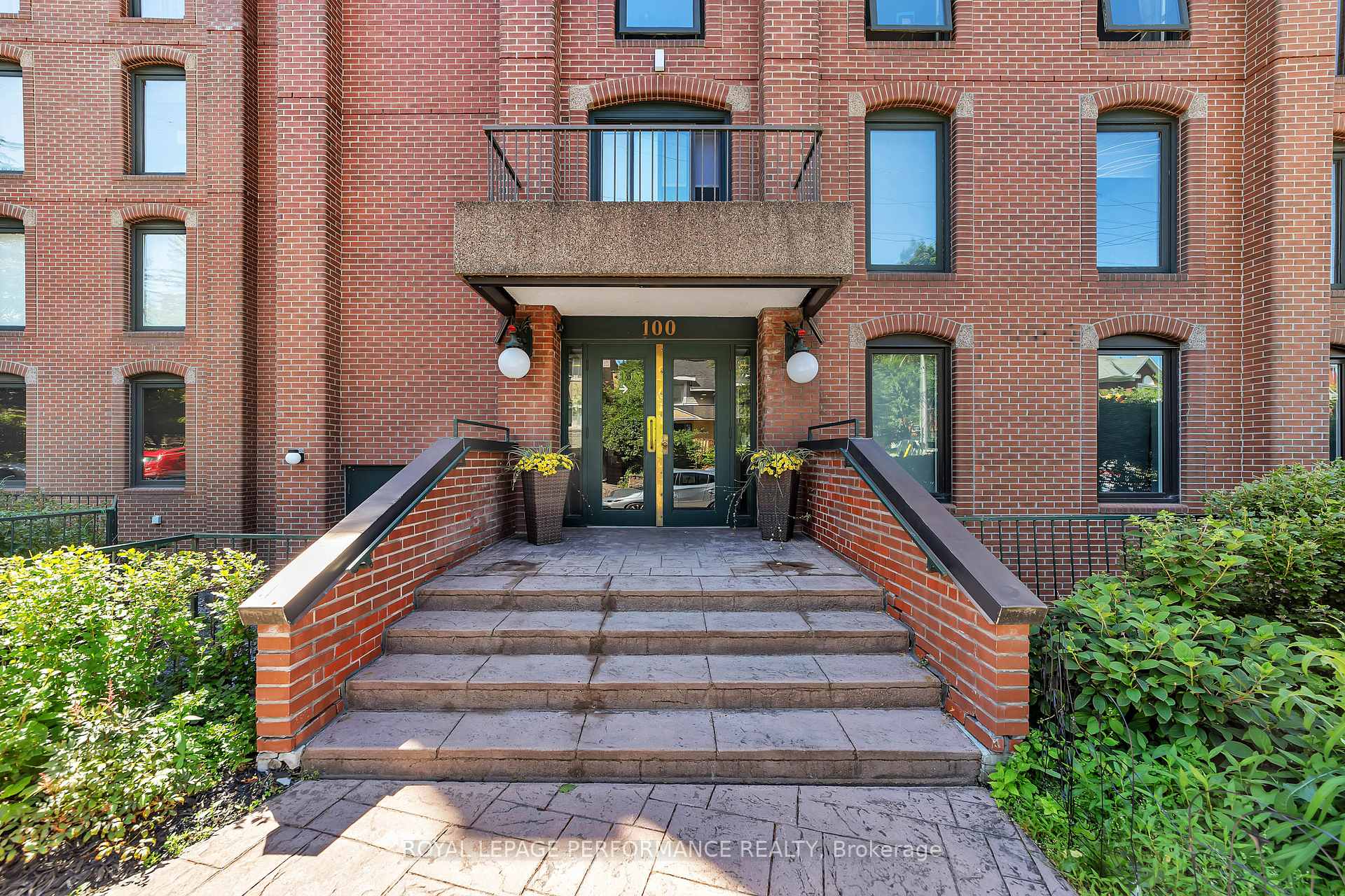 Photo 3 of Unit 12, 100 Rideau Terrace, Ottawa, Lindenlea — HOMEH