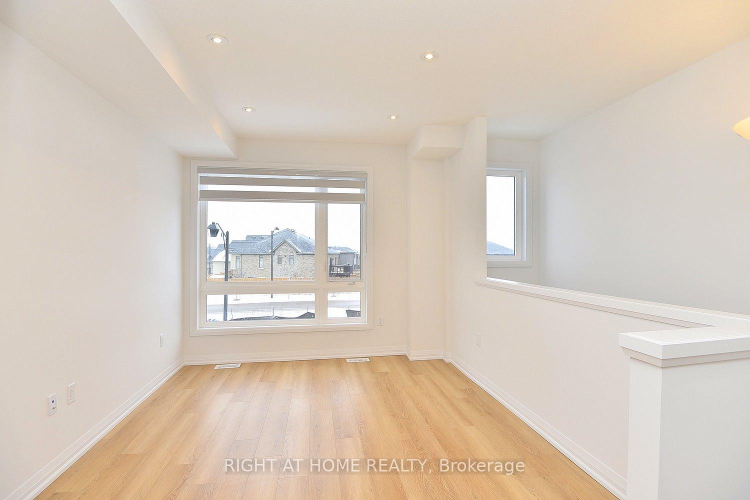 Photo 5 of Unit 68, 55 Tom Brown Drive, Brant, Paris — HOMEH