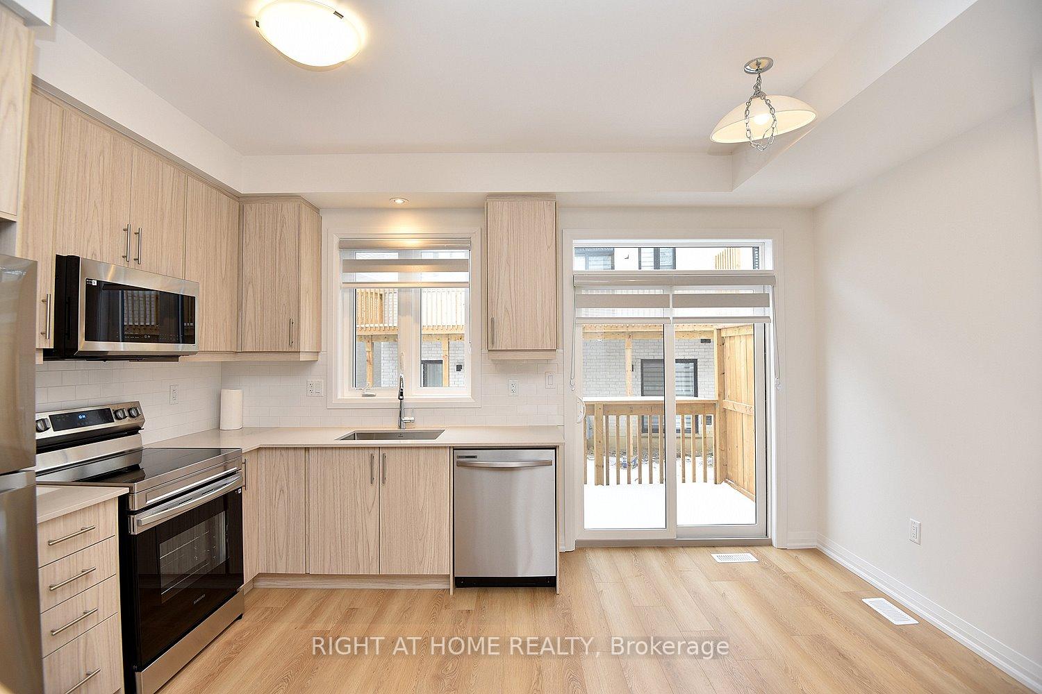 Photo 9 of Unit 68, 55 Tom Brown Drive, Brant, Paris — HOMEH