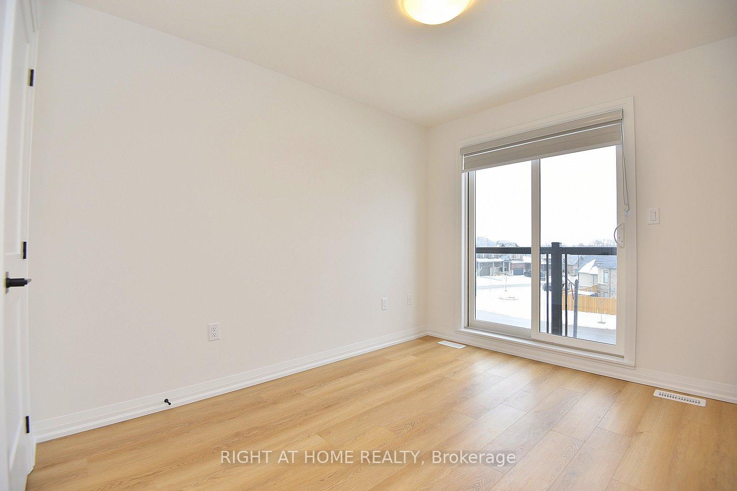 Photo 20 of Unit 68, 55 Tom Brown Drive, Brant, Paris — HOMEH