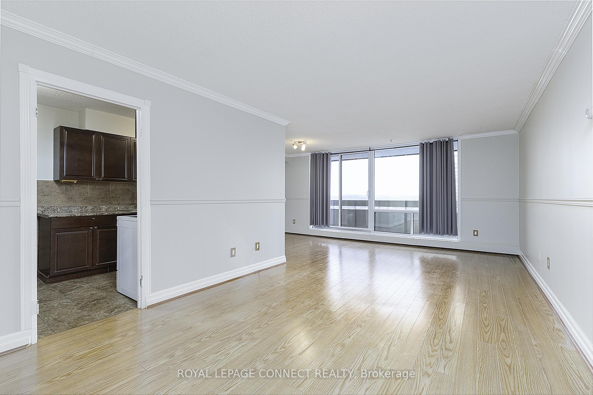 Photo 8 of Unit 1710, 1210 Radom Street, Pickering, Bay Ridges — HOMEH