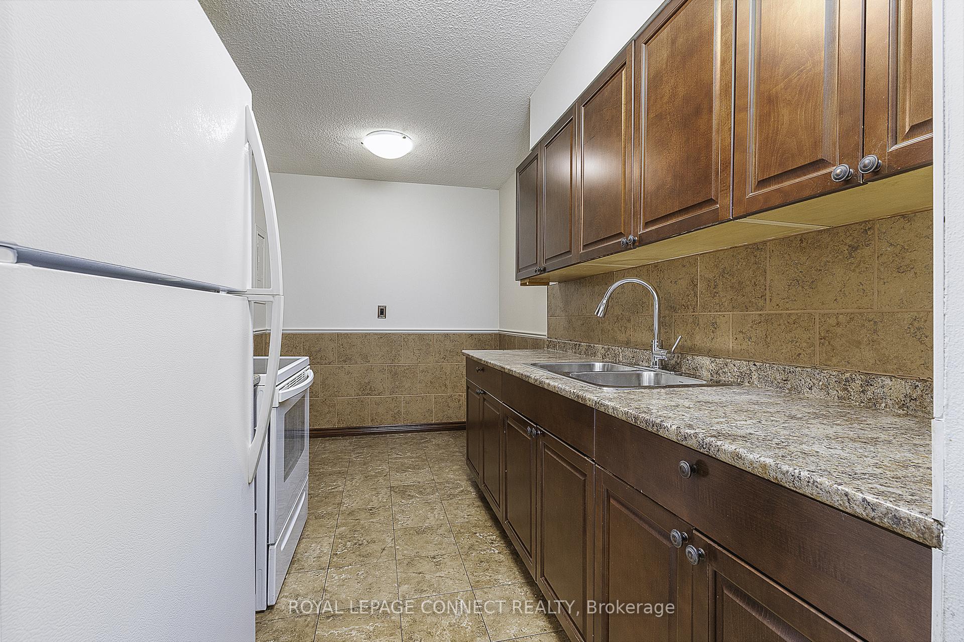 Photo 9 of Unit 1710, 1210 Radom Street, Pickering, Bay Ridges — HOMEH