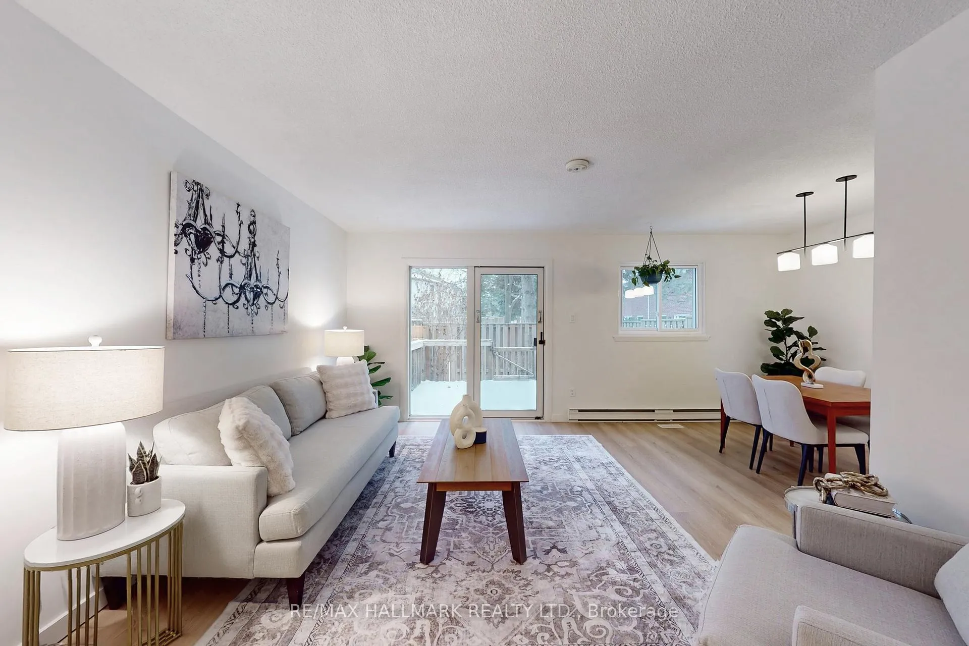 Photo 4 of 50 Gordon Way, Markham, Aileen-Willowbrook — HOMEH