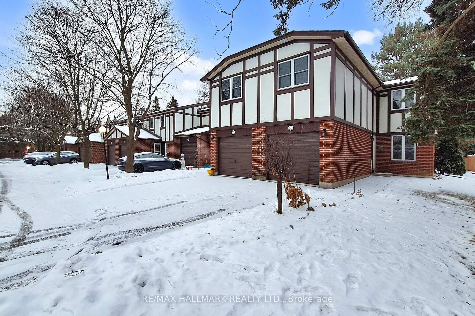 Photo 37 of 50 Gordon Way, Markham, Aileen-Willowbrook — HOMEH