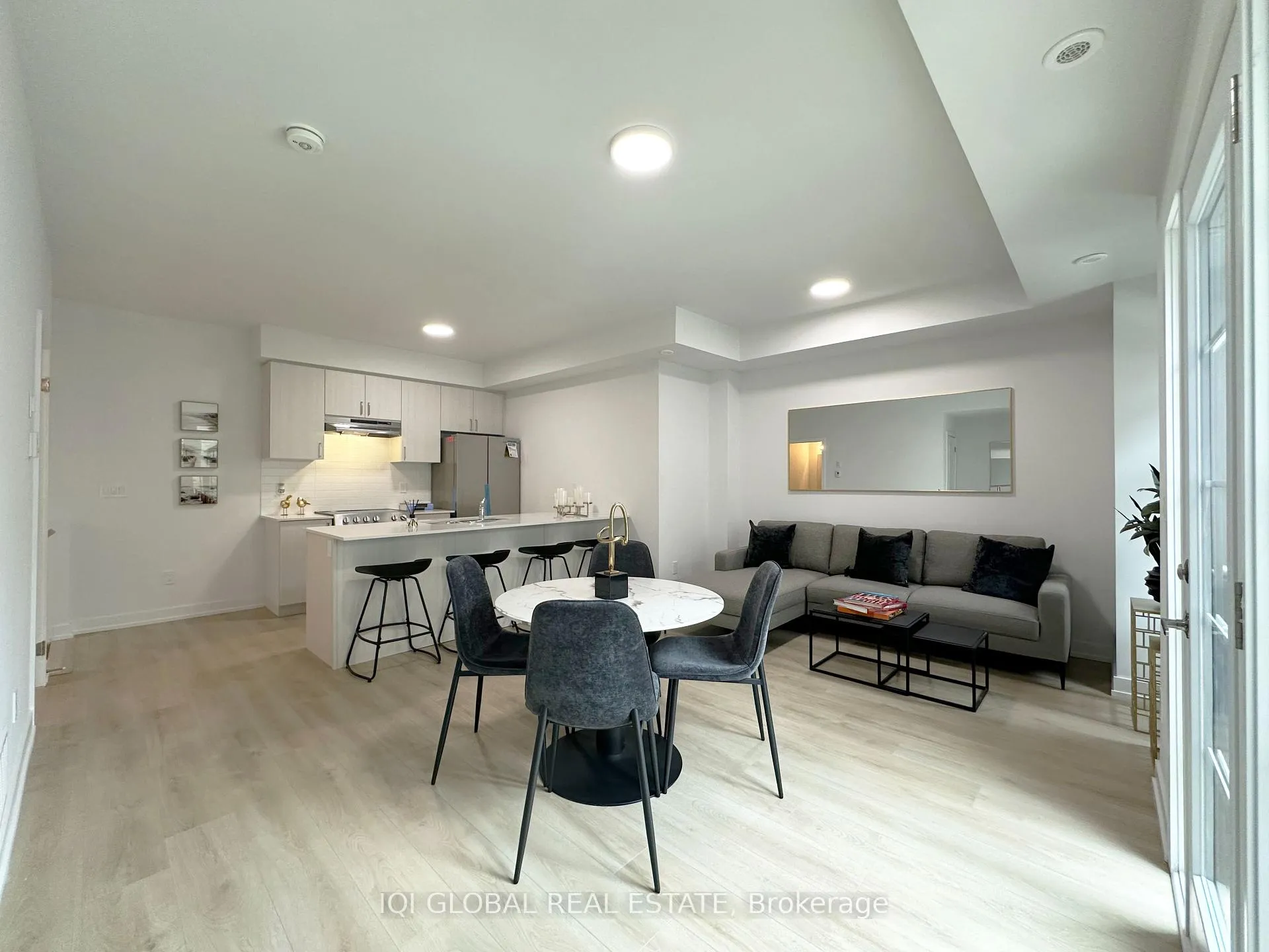 Photo 2 of Unit 902, 1655 Palmers Sawmill Road, Pickering, Duffin Heights — HOMEH