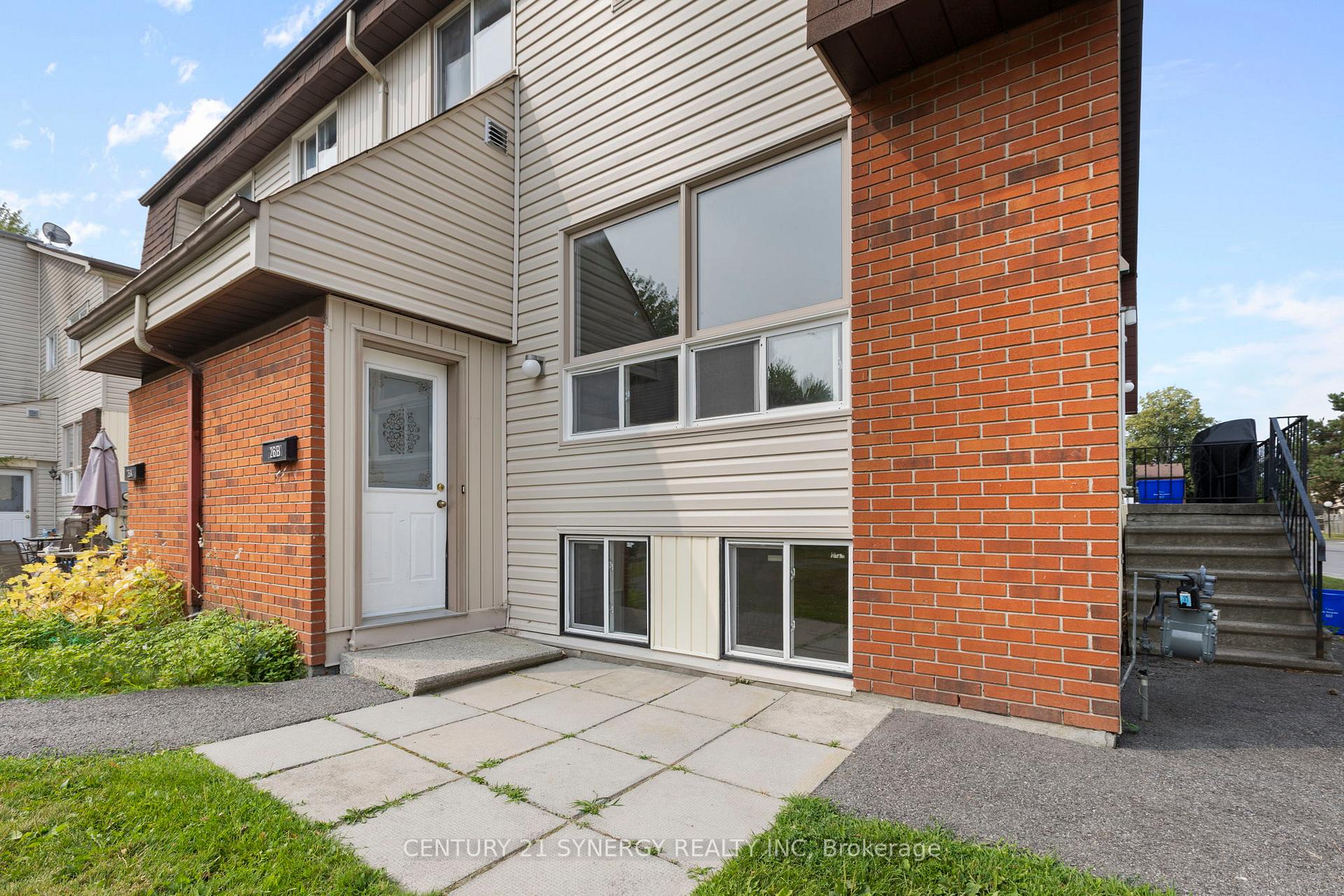 Photo 2 of 26B Sonnet Crescent, Ottawa, Westcliffe Estates — HOMEH