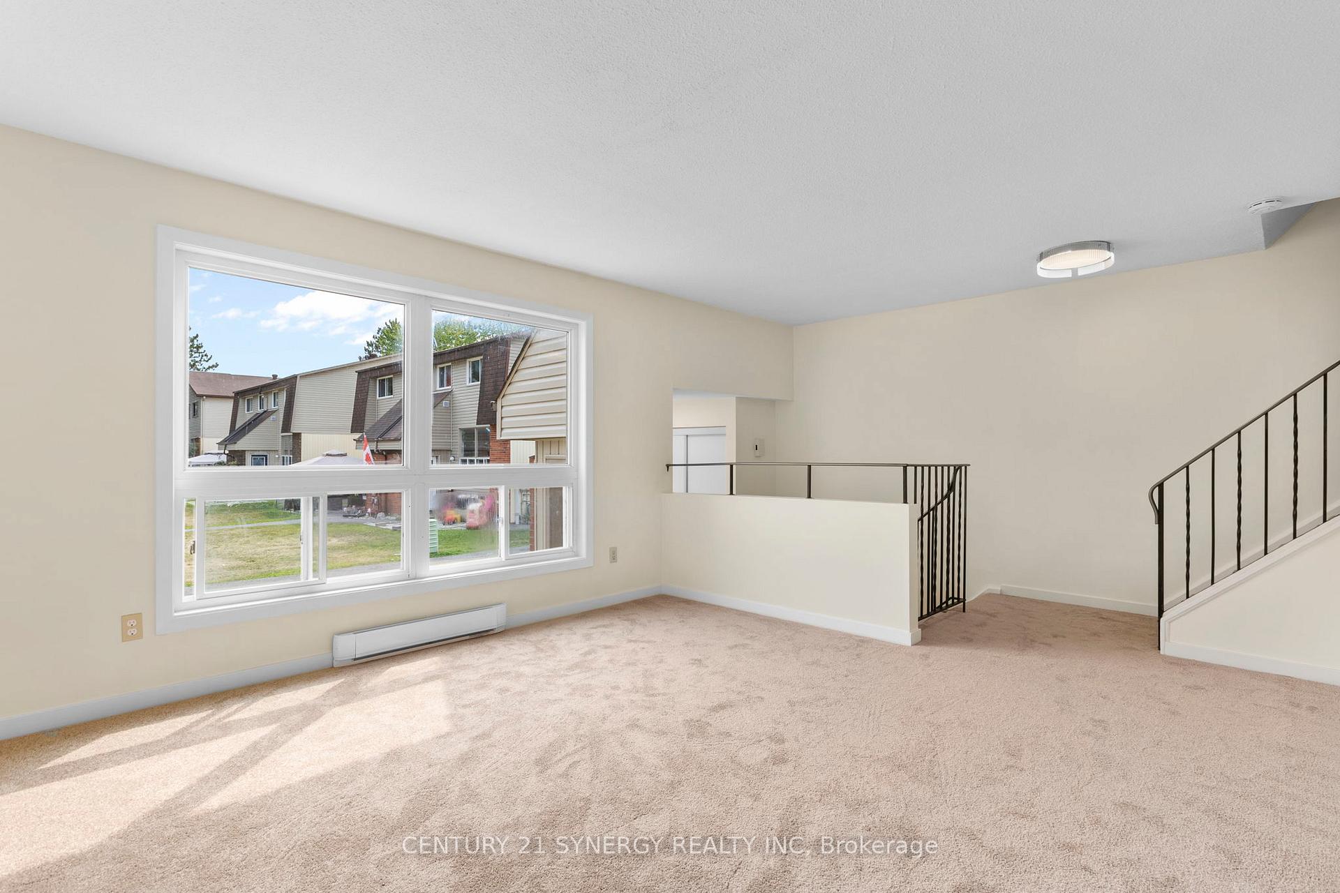 Photo 7 of 26B Sonnet Crescent, Ottawa, Westcliffe Estates — HOMEH
