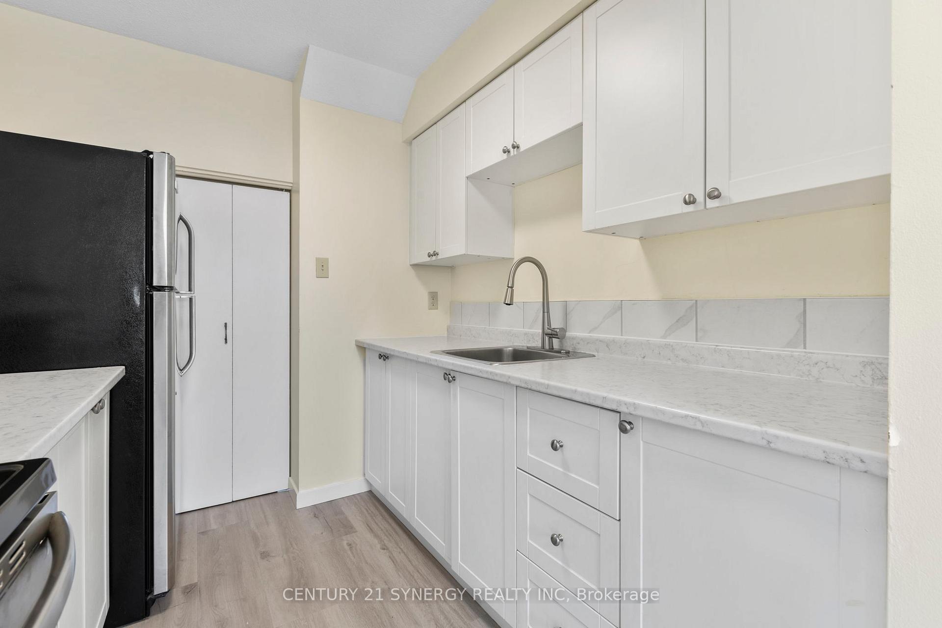 Photo 11 of 26B Sonnet Crescent, Ottawa, Westcliffe Estates — HOMEH