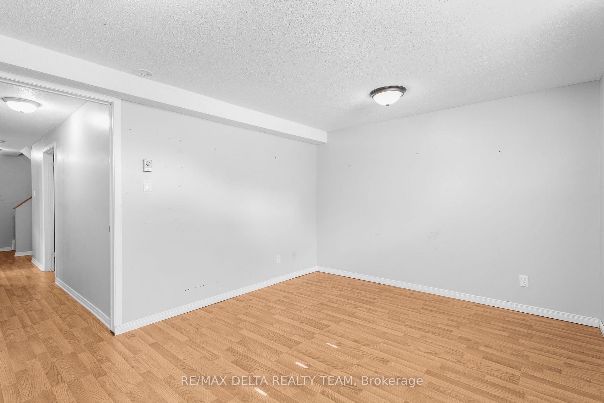 Photo 23 of Unit 205, 520 Canteval Terrace, Ottawa, Fallingbrook/Pineridge — HOMEH