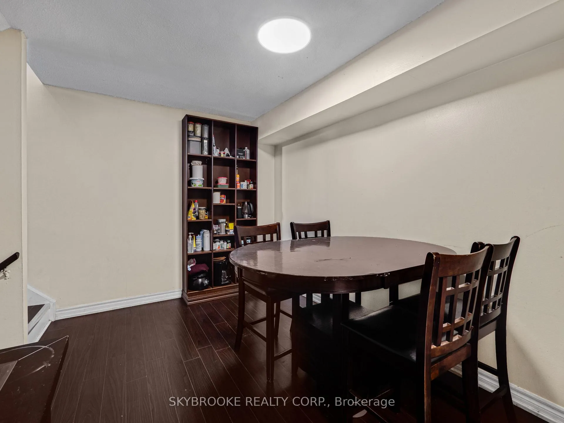 Photo 14 of Unit 118, 244 Milestone Crescent, Aurora, Aurora Village — HOMEH
