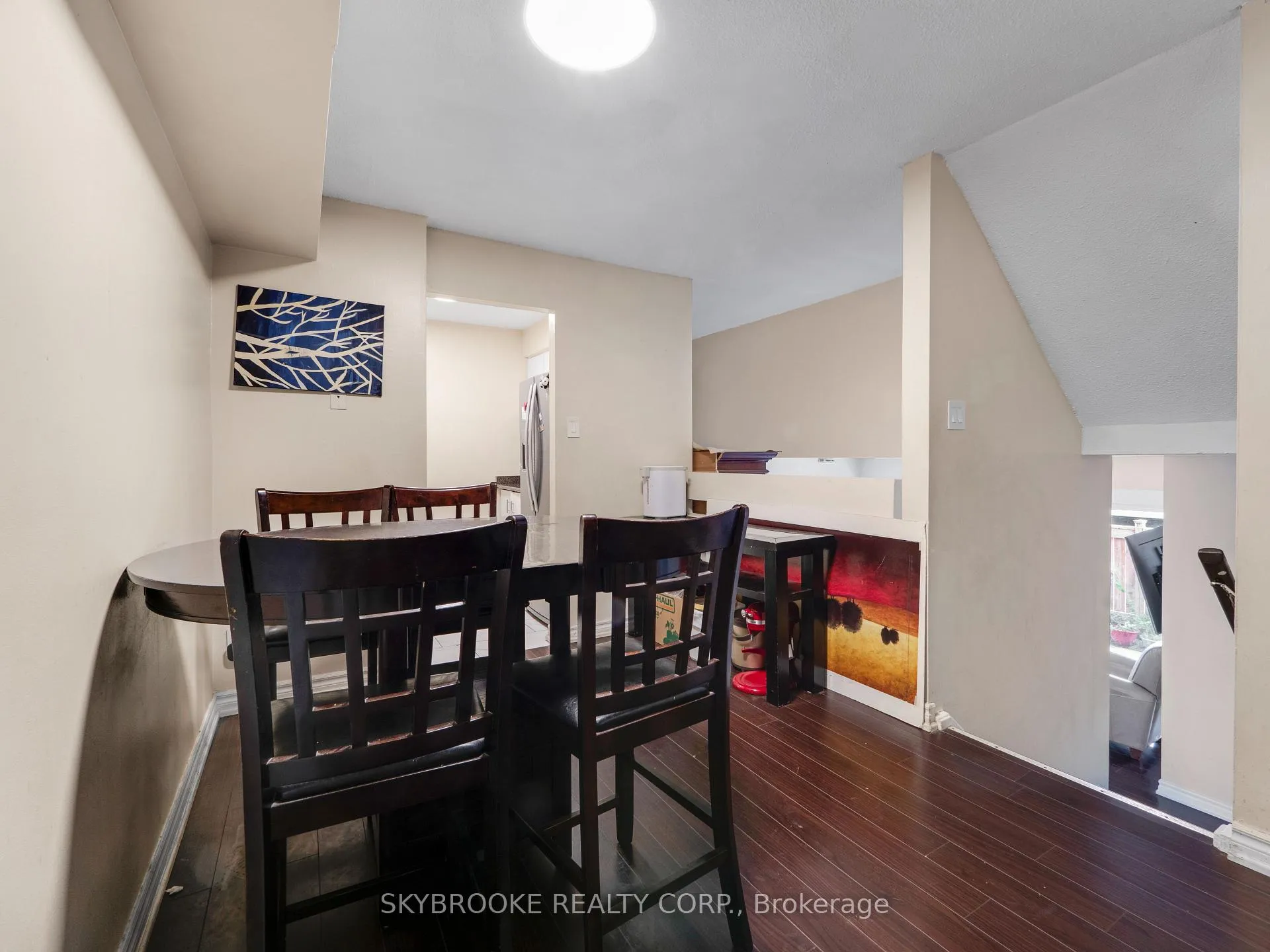 Photo 15 of Unit 118, 244 Milestone Crescent, Aurora, Aurora Village — HOMEH