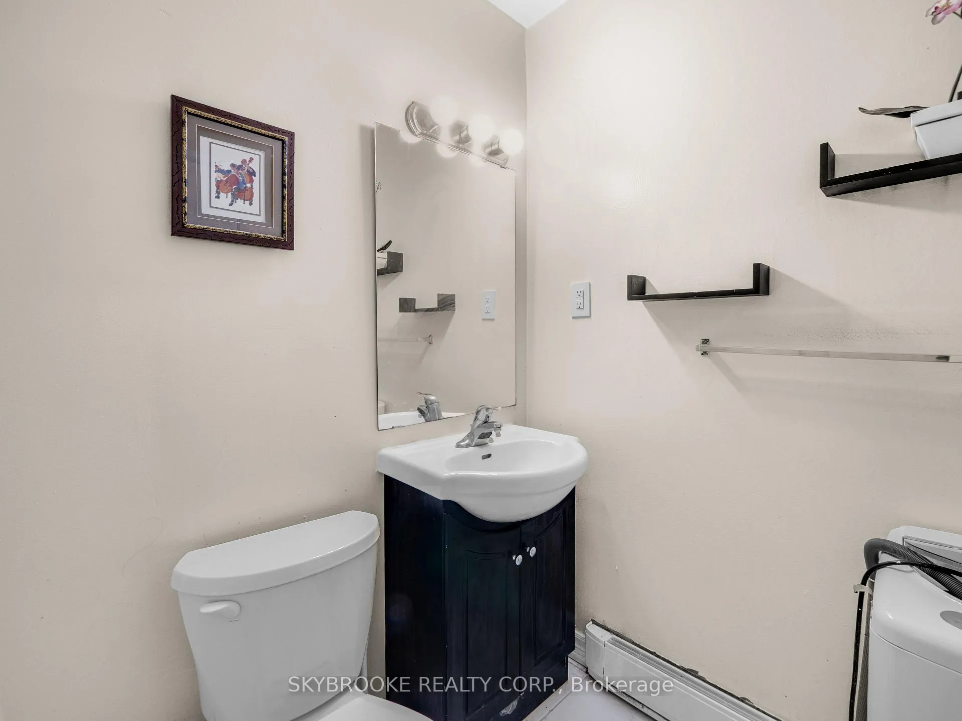 Photo 21 of Unit 118, 244 Milestone Crescent, Aurora, Aurora Village — HOMEH