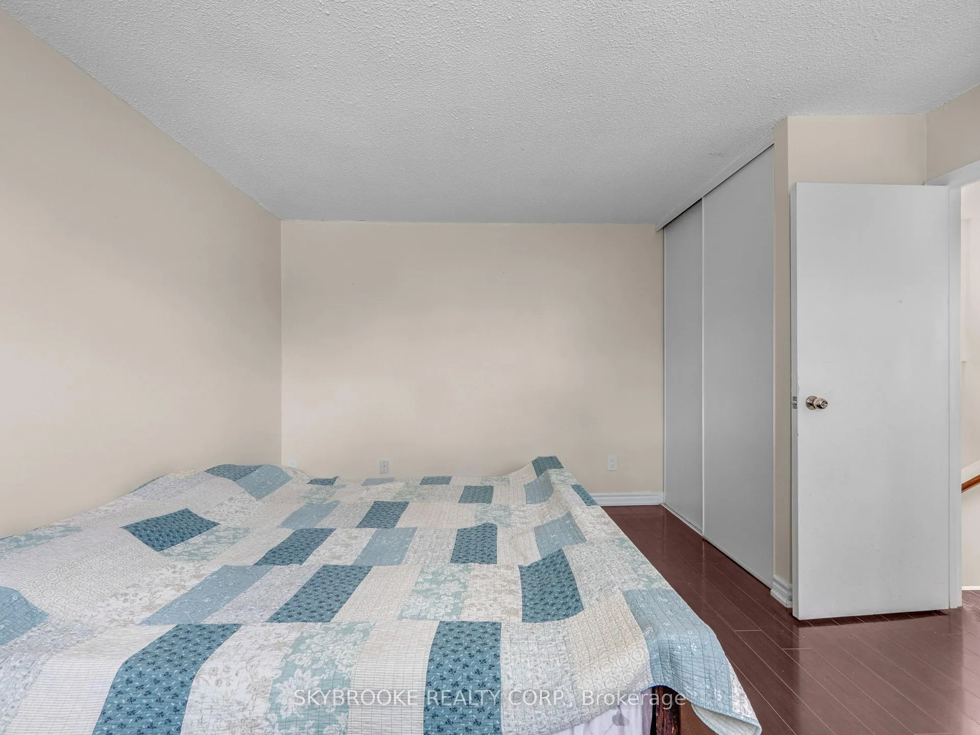 Photo 28 of Unit 118, 244 Milestone Crescent, Aurora, Aurora Village — HOMEH
