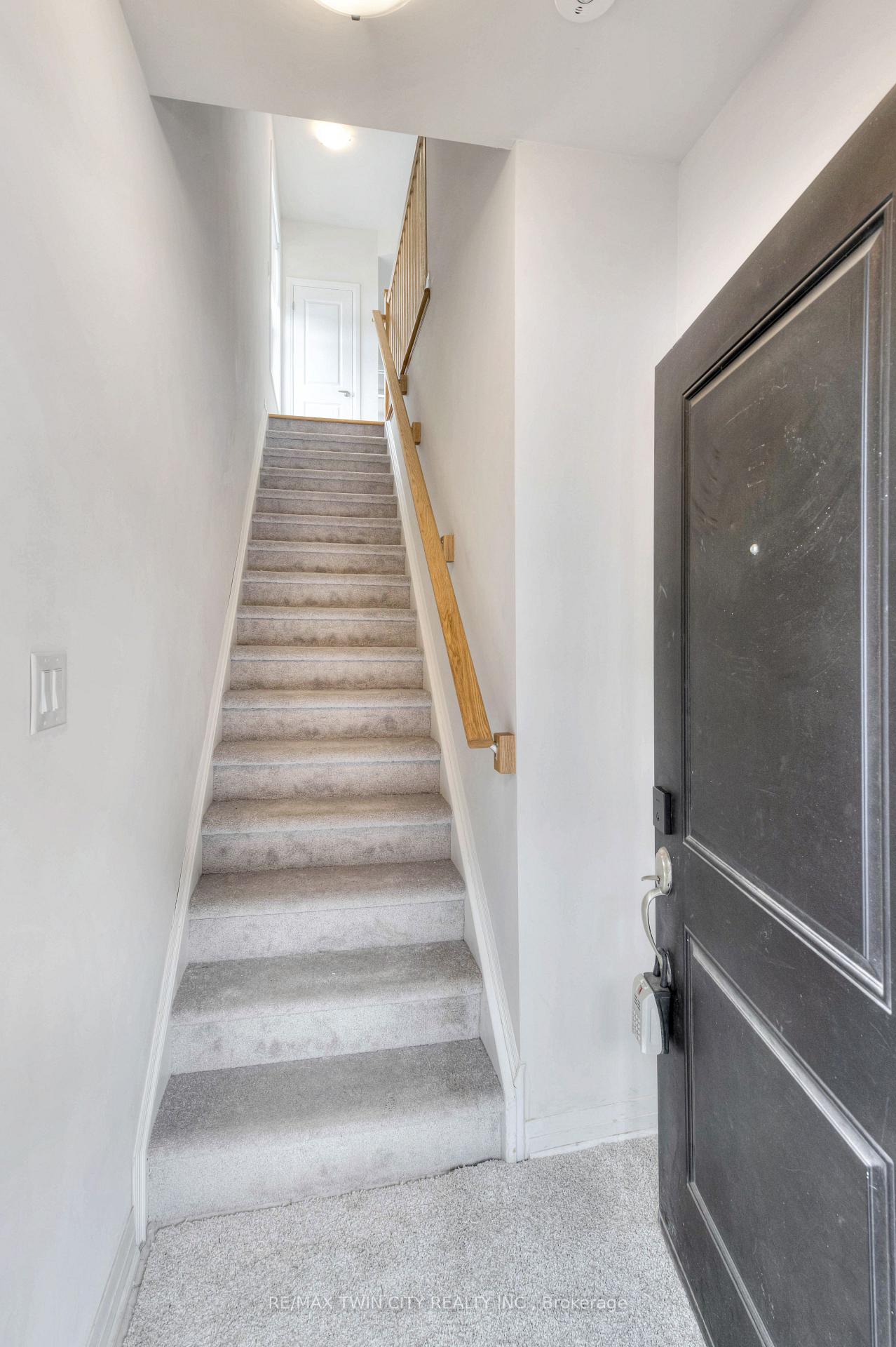 Photo 12 of Unit 37, 2 Willow Street, Brant, Paris — HOMEH