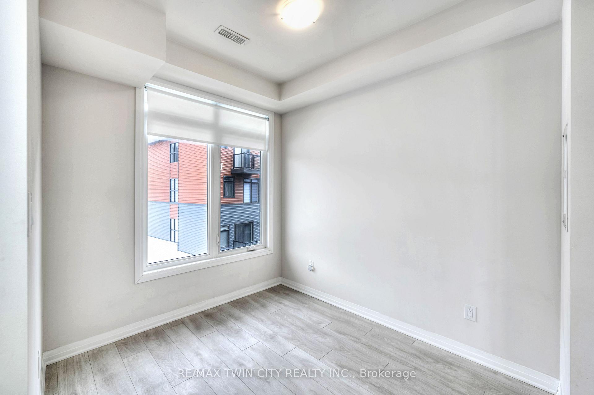 Photo 21 of Unit 37, 2 Willow Street, Brant, Paris — HOMEH