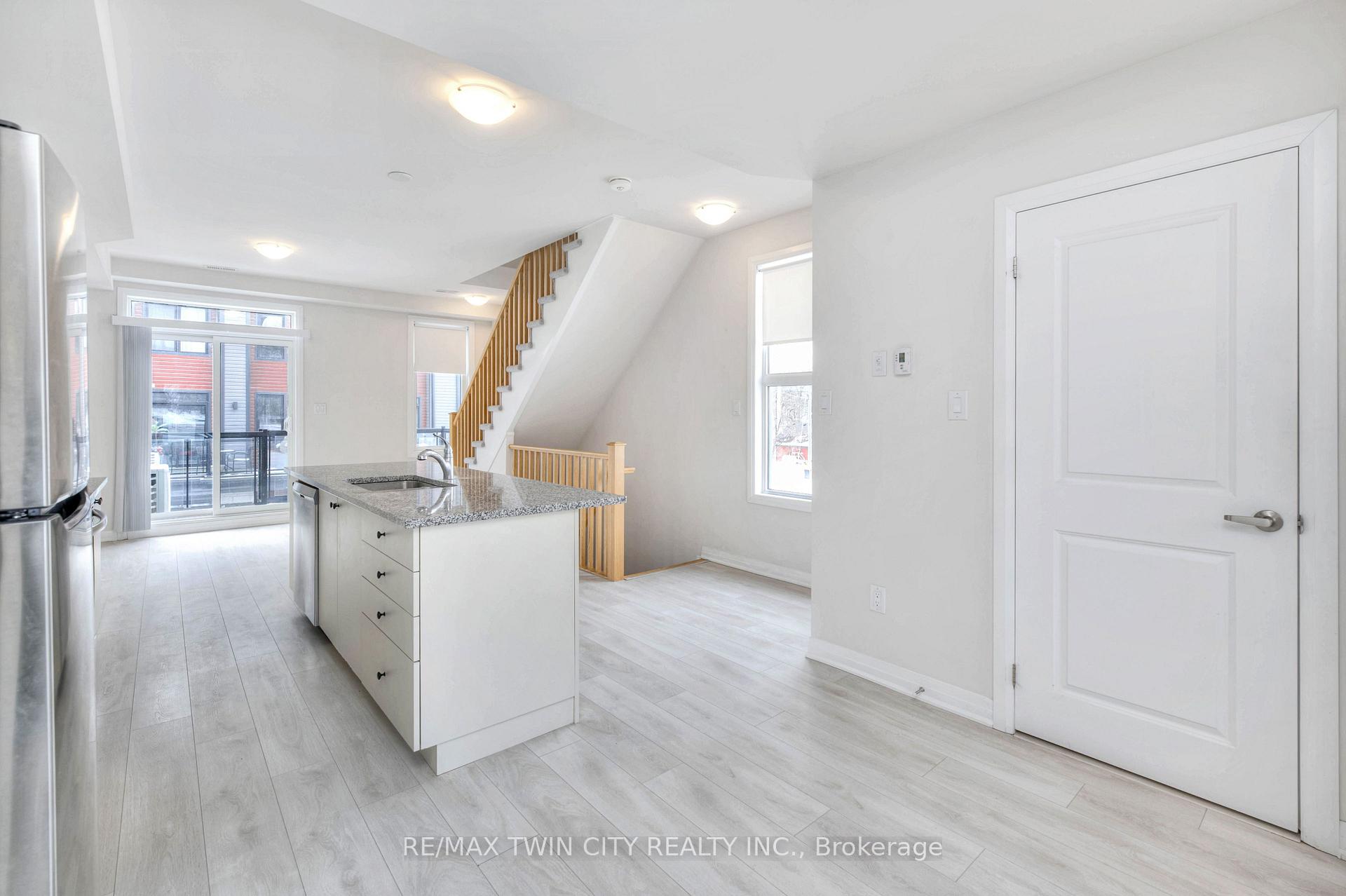 Photo 39 of Unit 37, 2 Willow Street, Brant, Paris — HOMEH