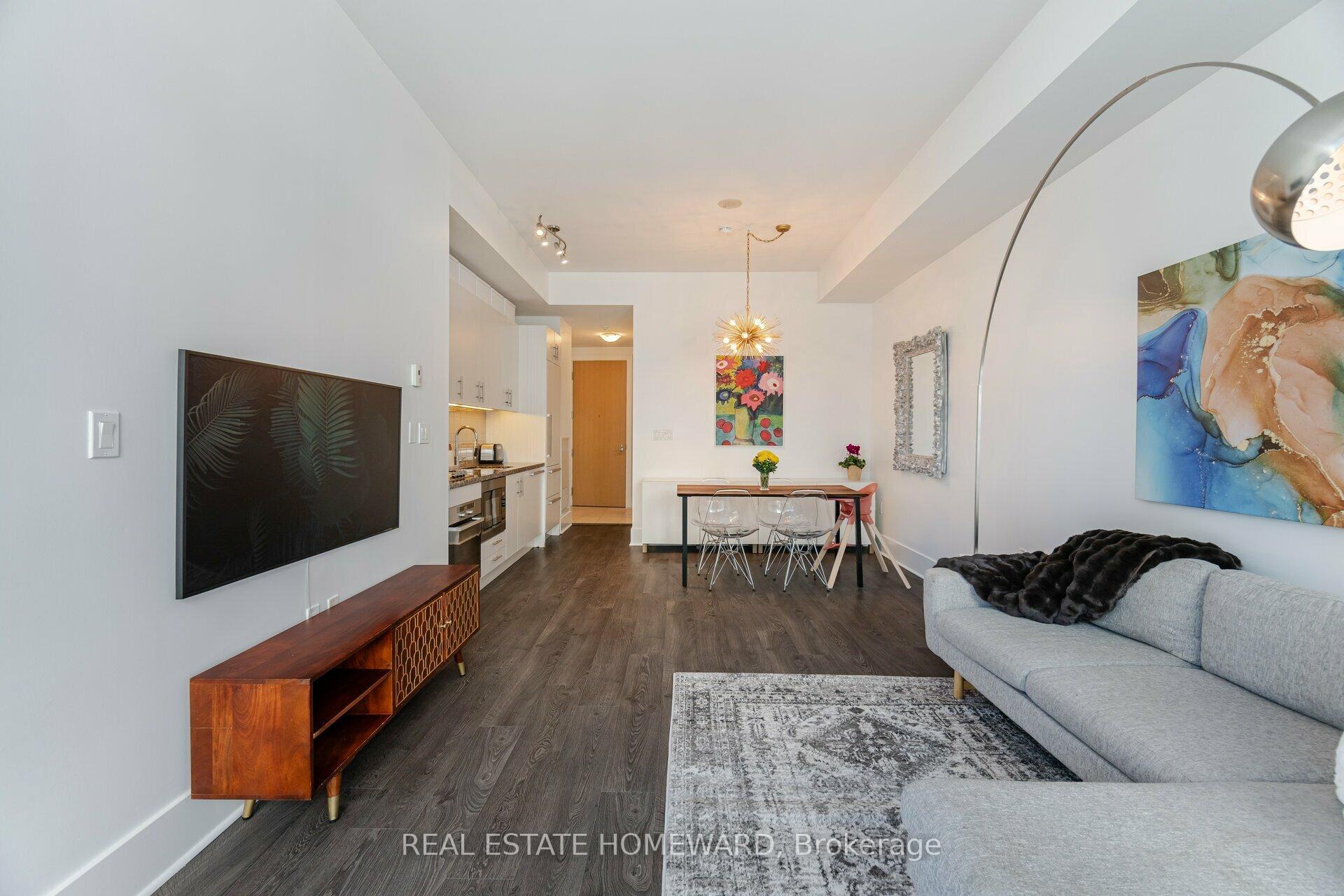 Photo 17 of Unit 902, 29 Queens Quay E, Toronto, Waterfront Communities — HOMEH