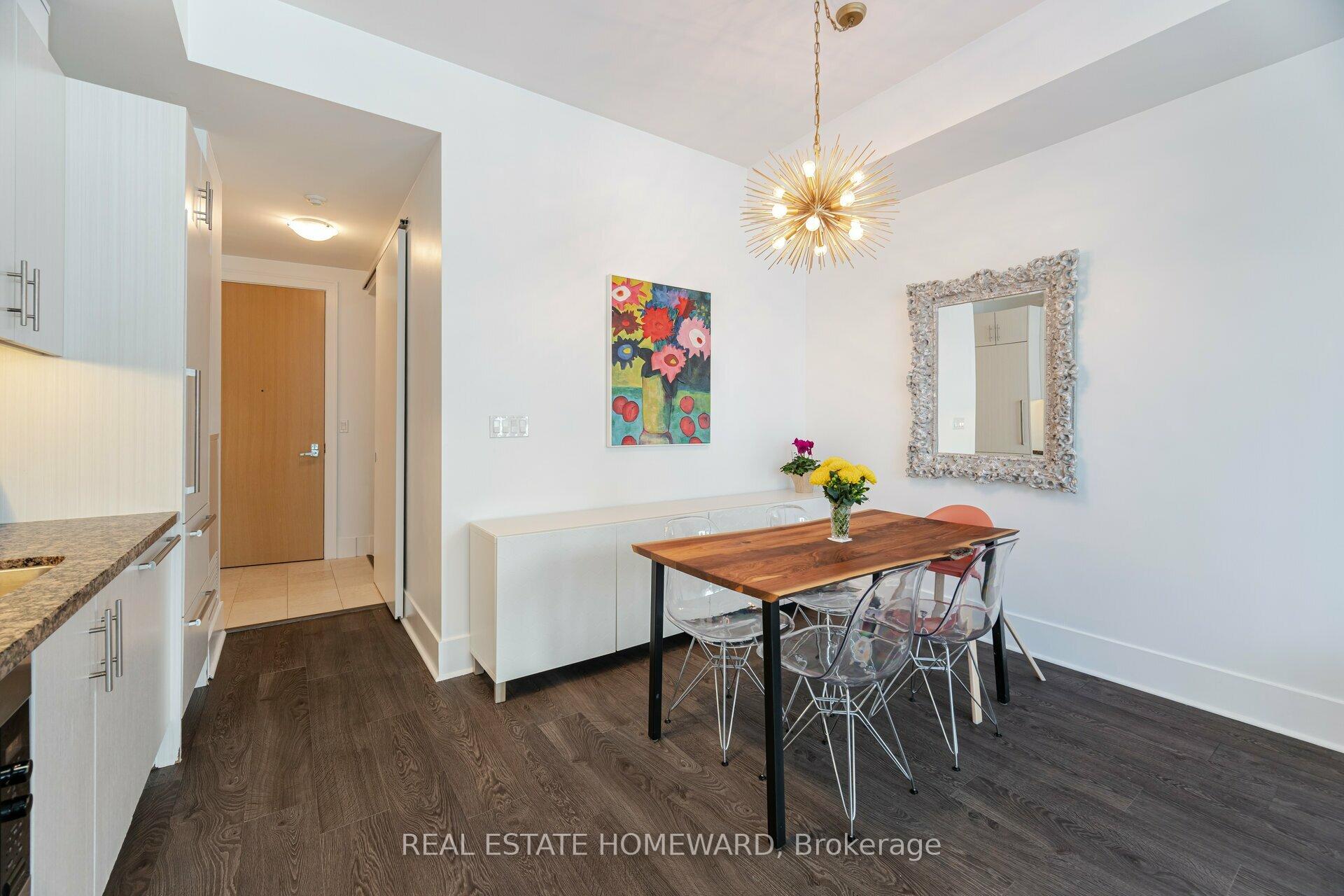 Photo 20 of Unit 902, 29 Queens Quay E, Toronto, Waterfront Communities — HOMEH