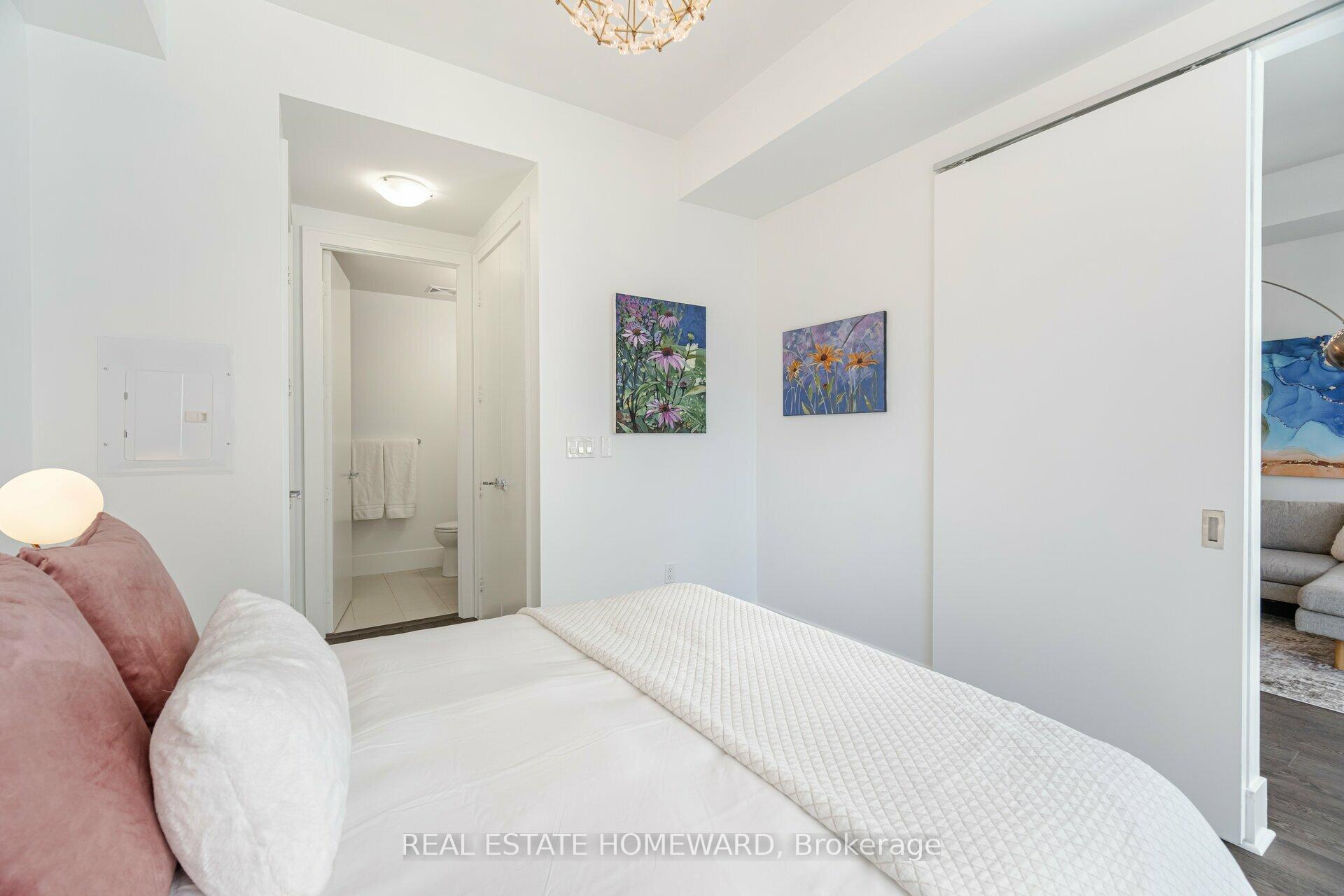 Photo 23 of Unit 902, 29 Queens Quay E, Toronto, Waterfront Communities — HOMEH