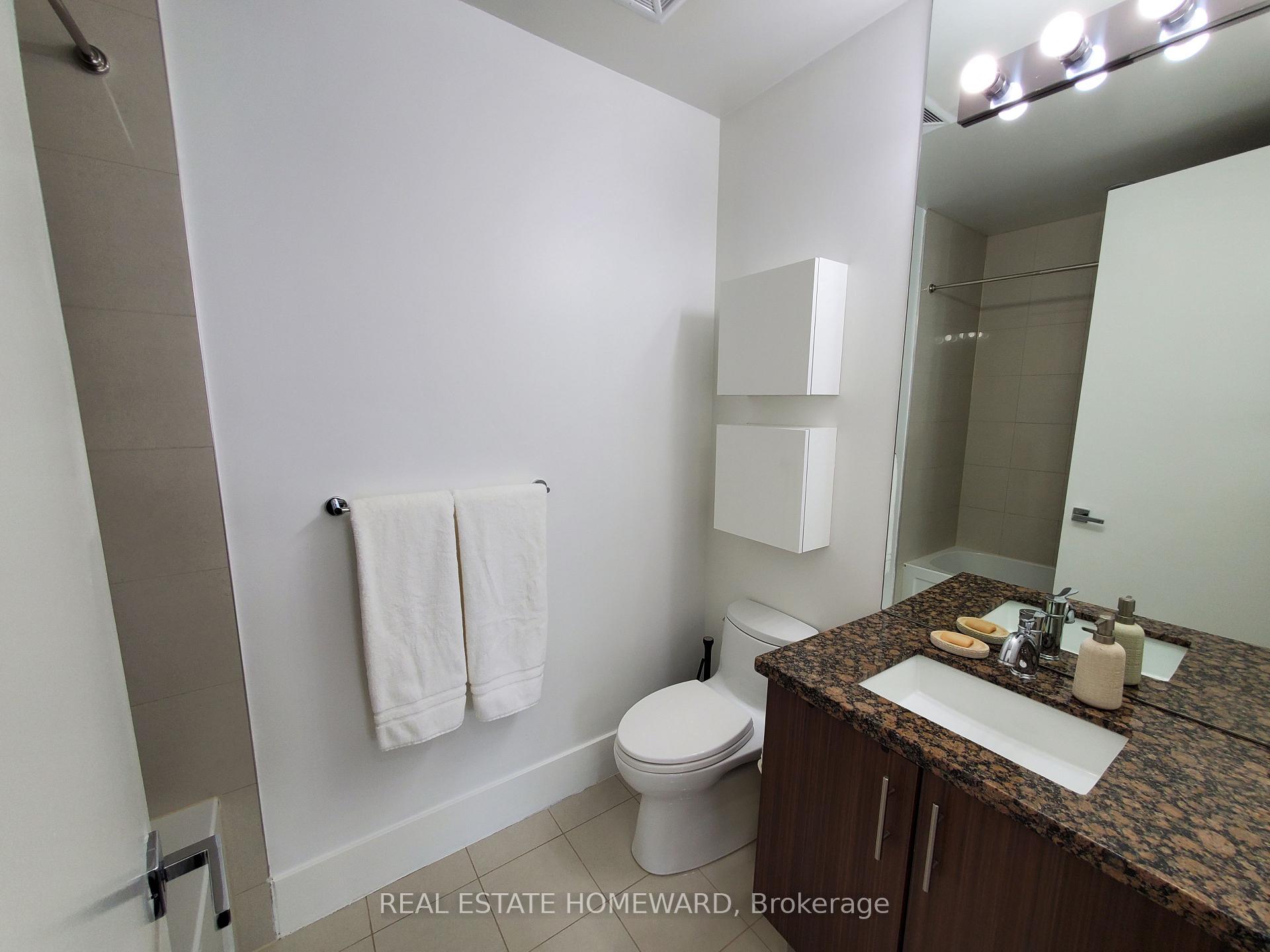 Photo 24 of Unit 902, 29 Queens Quay E, Toronto, Waterfront Communities — HOMEH