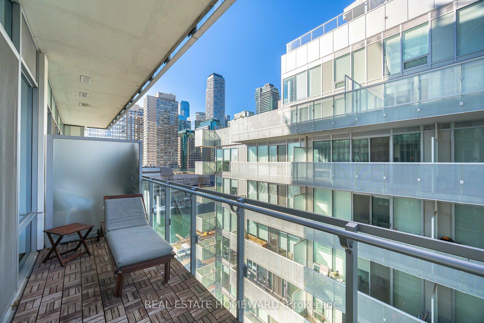 Photo 27 of Unit 902, 29 Queens Quay E, Toronto, Waterfront Communities — HOMEH