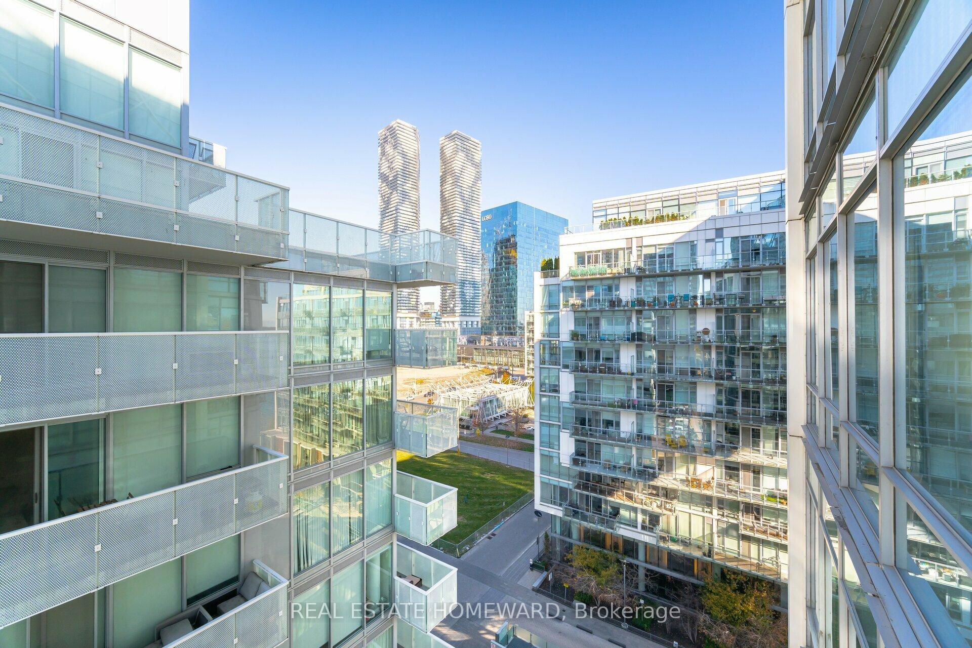 Photo 29 of Unit 902, 29 Queens Quay E, Toronto, Waterfront Communities — HOMEH