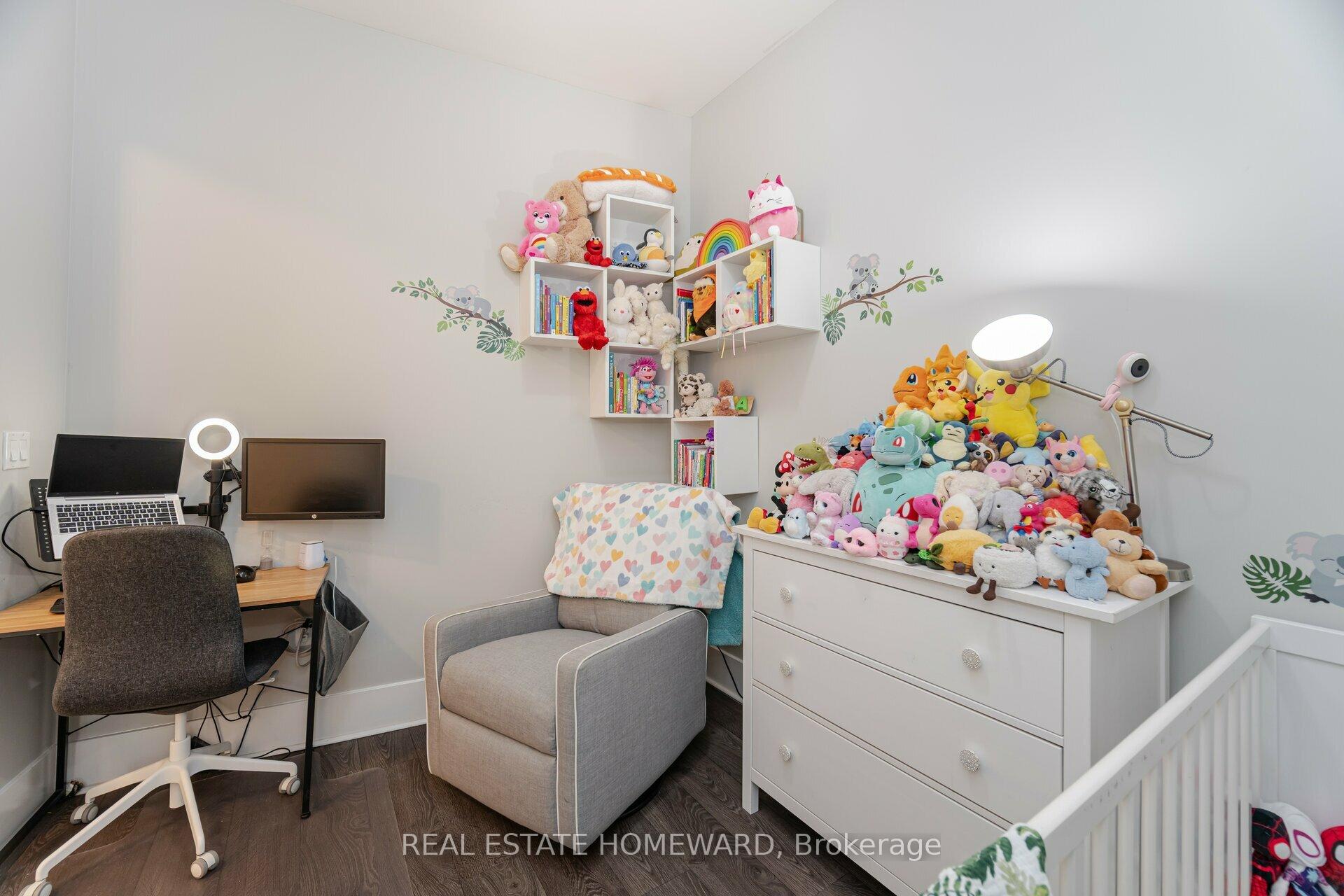Photo 33 of Unit 902, 29 Queens Quay E, Toronto, Waterfront Communities — HOMEH