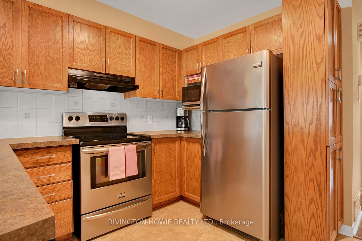 Photo 11 of Unit 30, 402 Crownridge Drive W, Ottawa, Kanata - Emerald Meadows/Trailwest — HOMEH