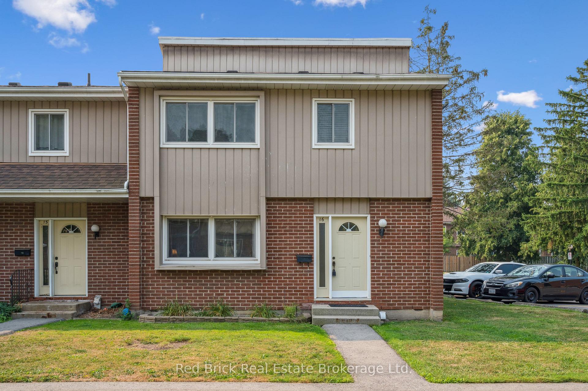 Photo 1 of Unit 16, 121 University Avenue E, Waterloo — HOMEH