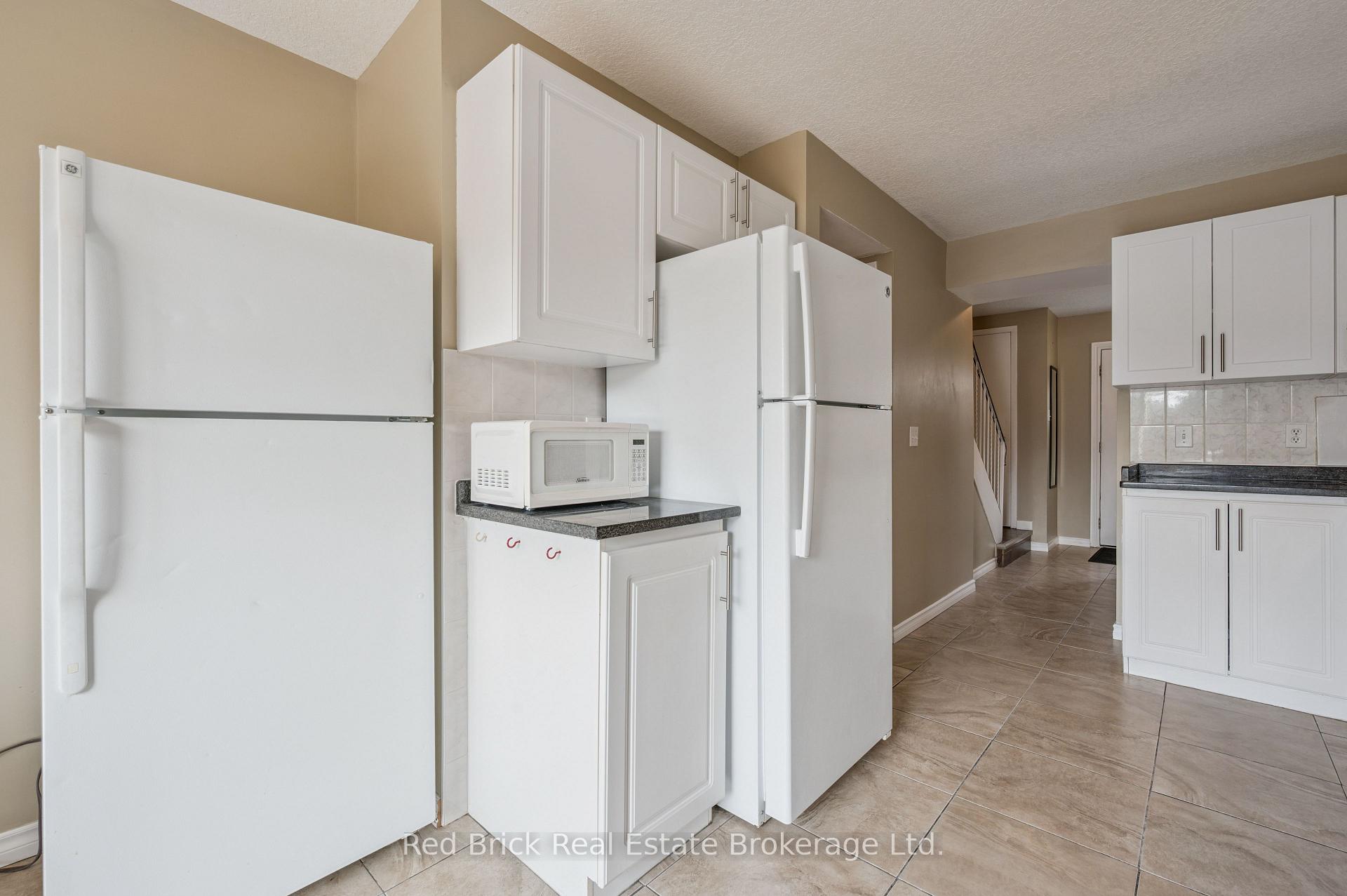 Photo 9 of Unit 16, 121 University Avenue E, Waterloo — HOMEH