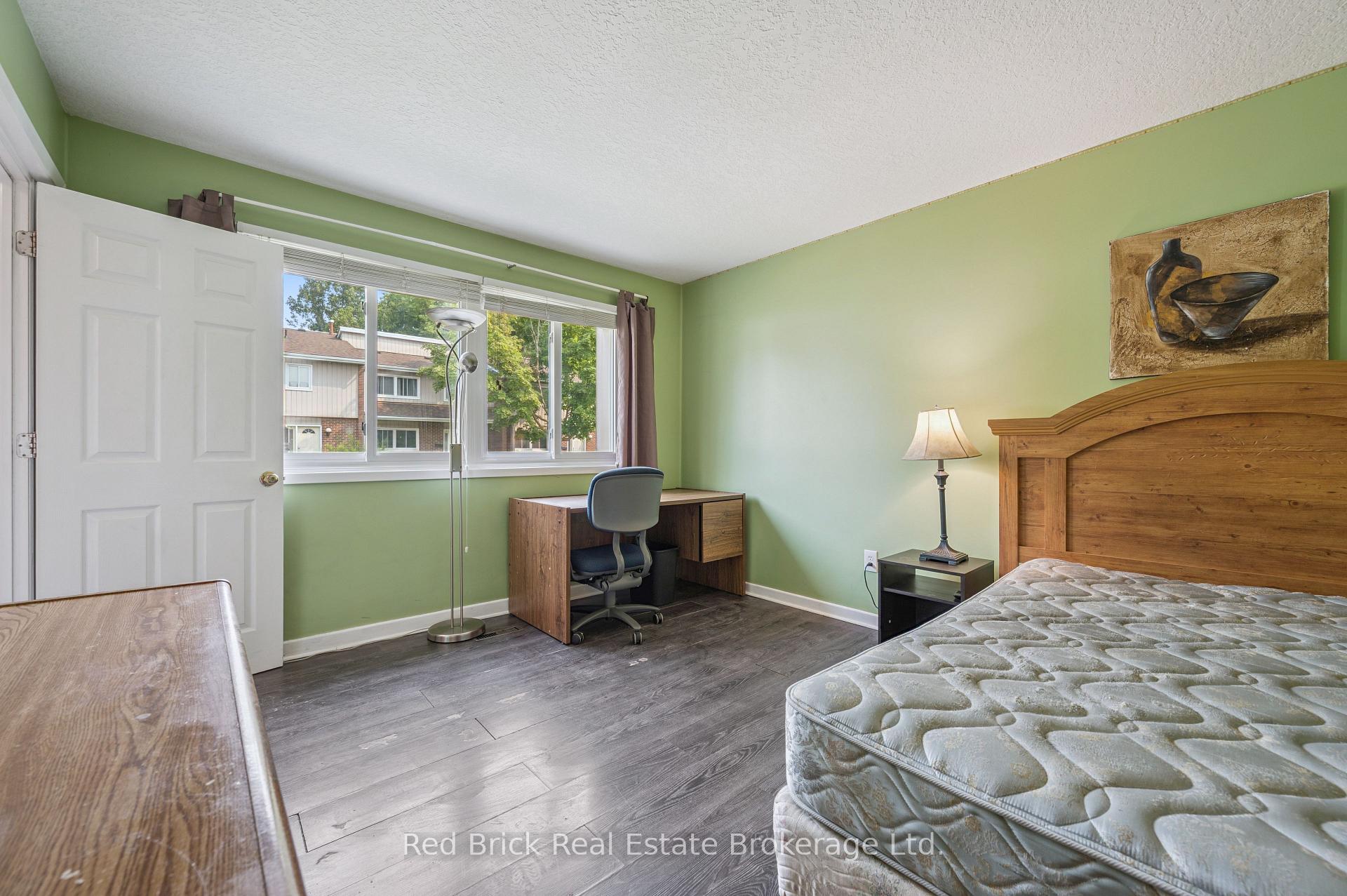 Photo 16 of Unit 16, 121 University Avenue E, Waterloo — HOMEH