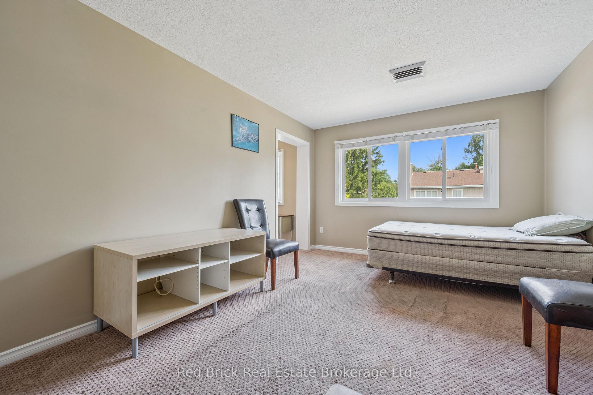 Photo 25 of Unit 16, 121 University Avenue E, Waterloo — HOMEH