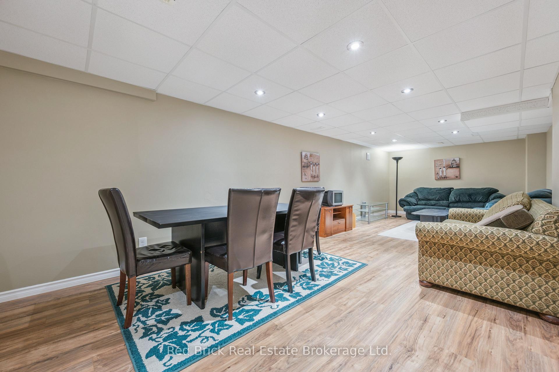 Photo 27 of Unit 16, 121 University Avenue E, Waterloo — HOMEH