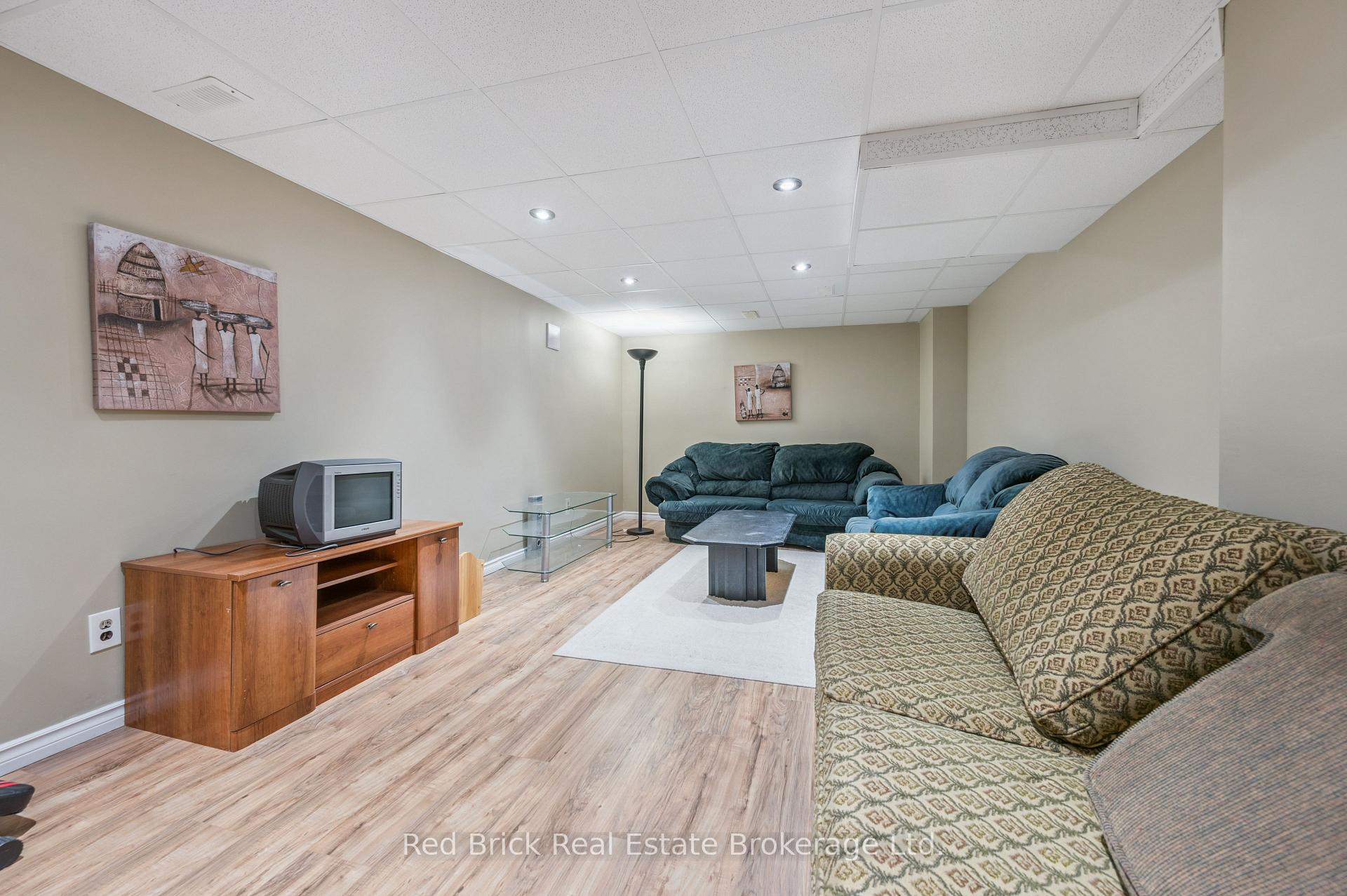 Photo 28 of Unit 16, 121 University Avenue E, Waterloo — HOMEH