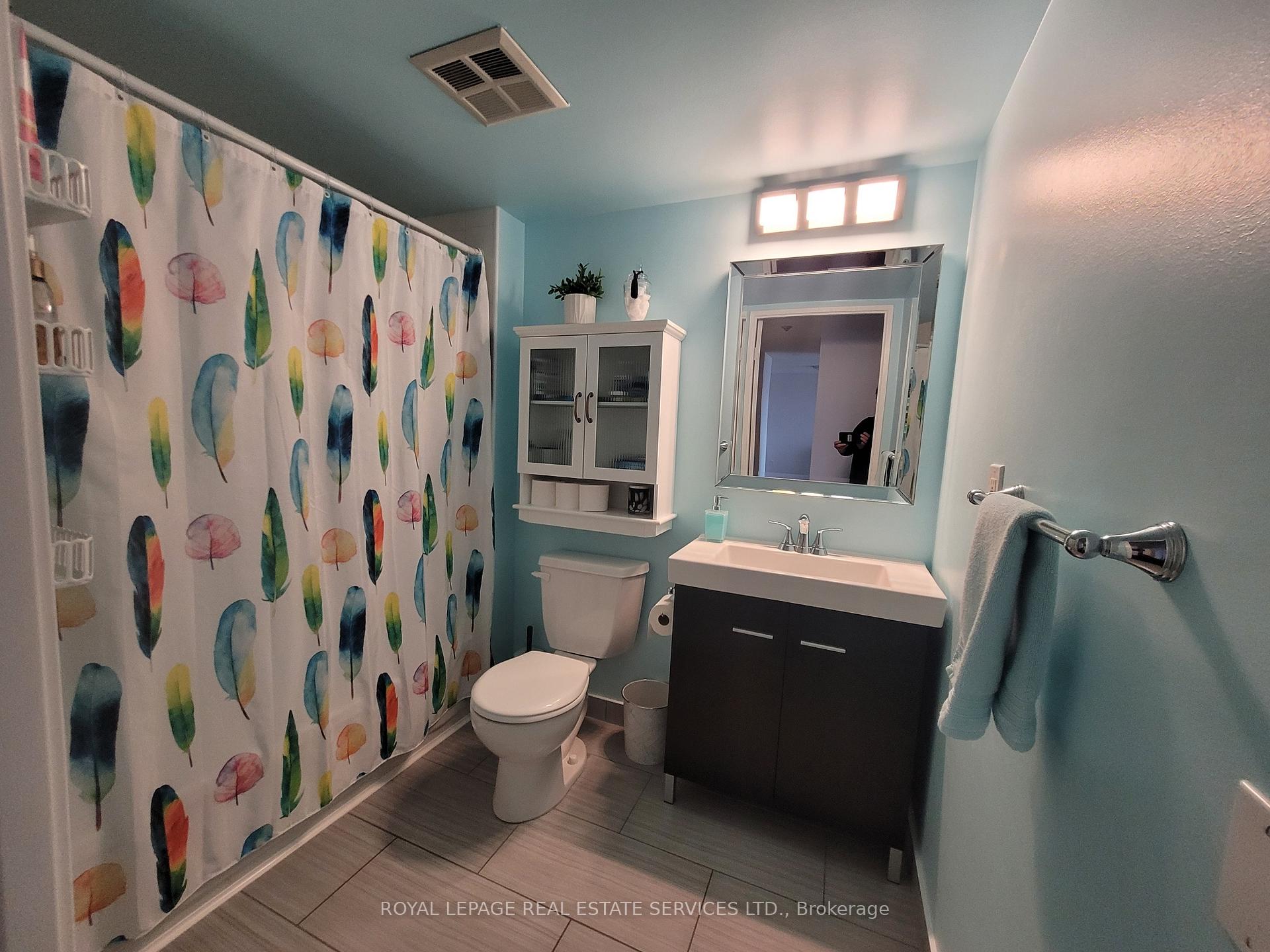 Photo 12 of Unit 204, 11 Thorncliffe Pk Drive, Toronto, Thorncliffe Park — HOMEH