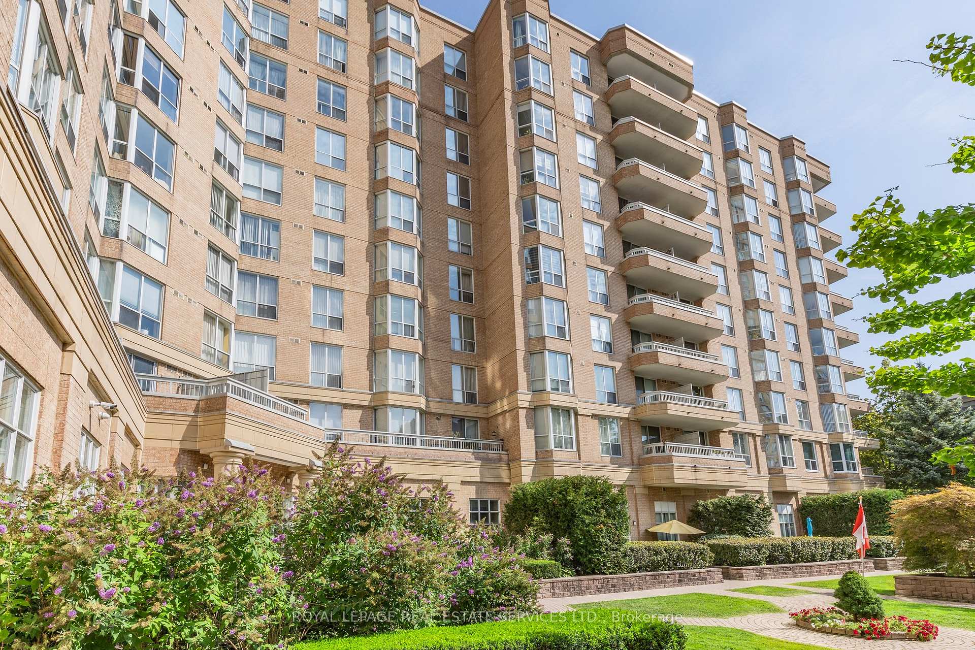 Photo 18 of Unit 204, 11 Thorncliffe Pk Drive, Toronto, Thorncliffe Park — HOMEH