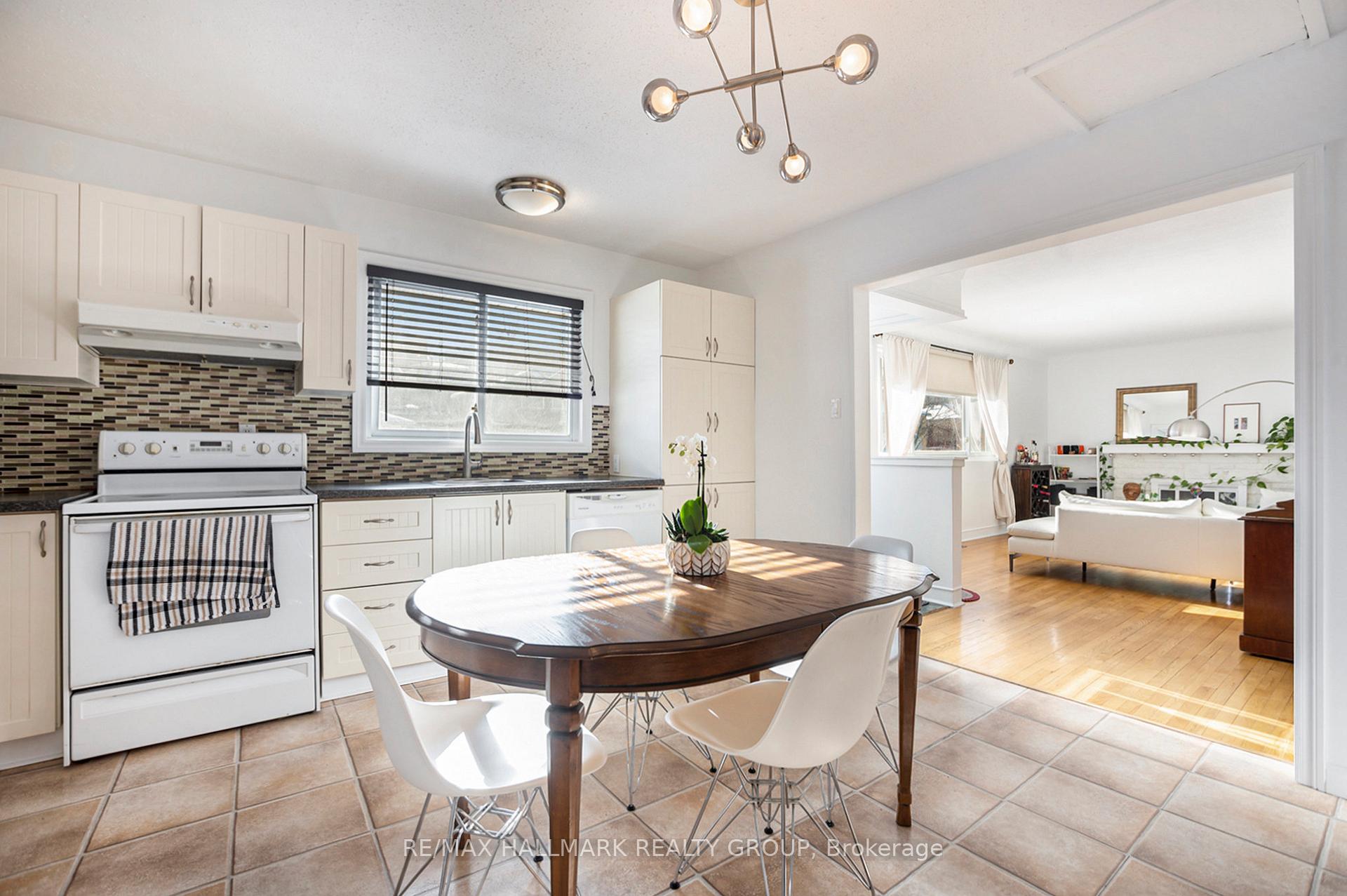 Photo 12 of 1467 Lepage Avenue, Ottawa, Carlington — HOMEH