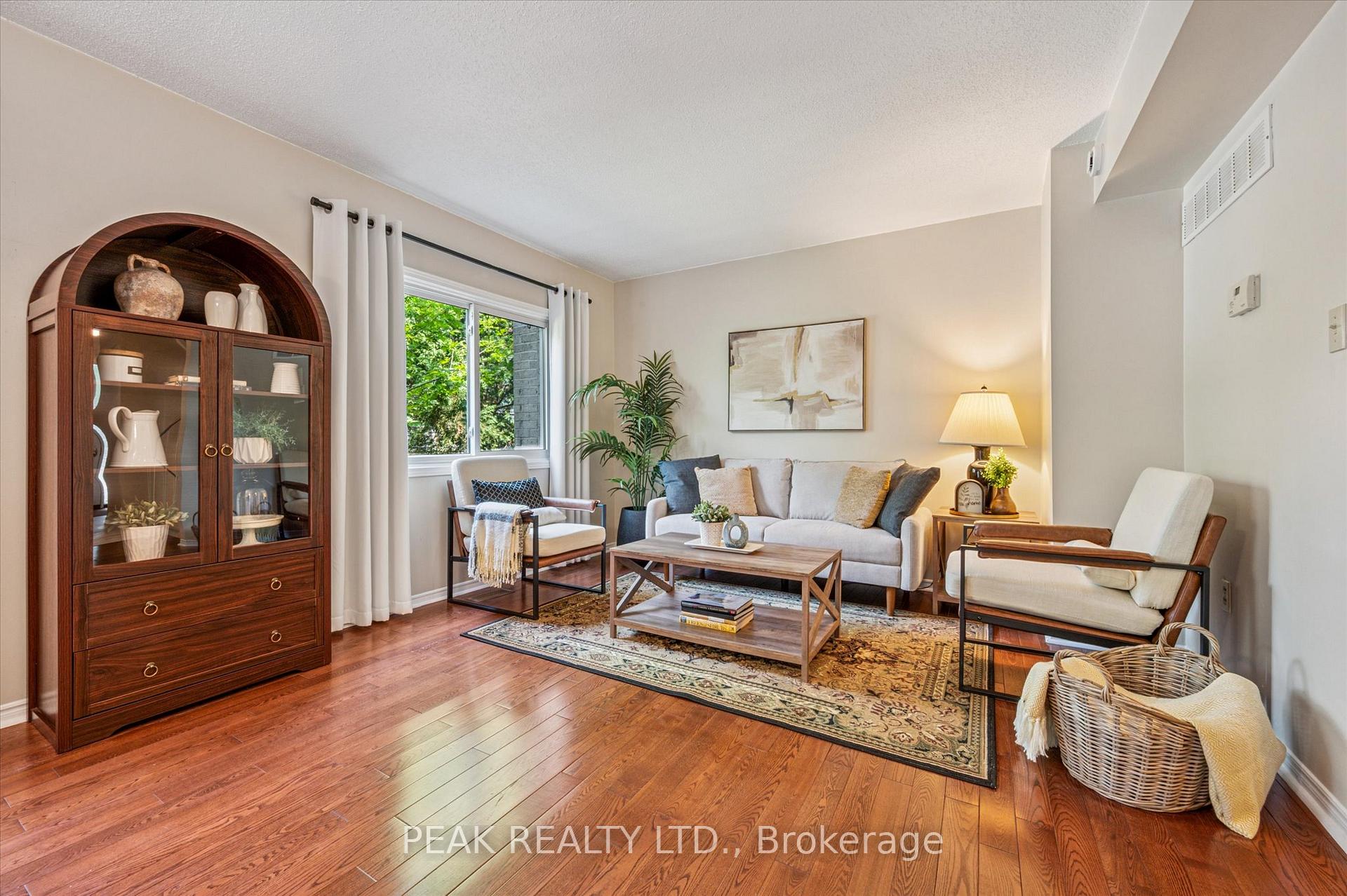 Photo 4 of Unit 36, 20 Paulander Drive, Kitchener — HOMEH
