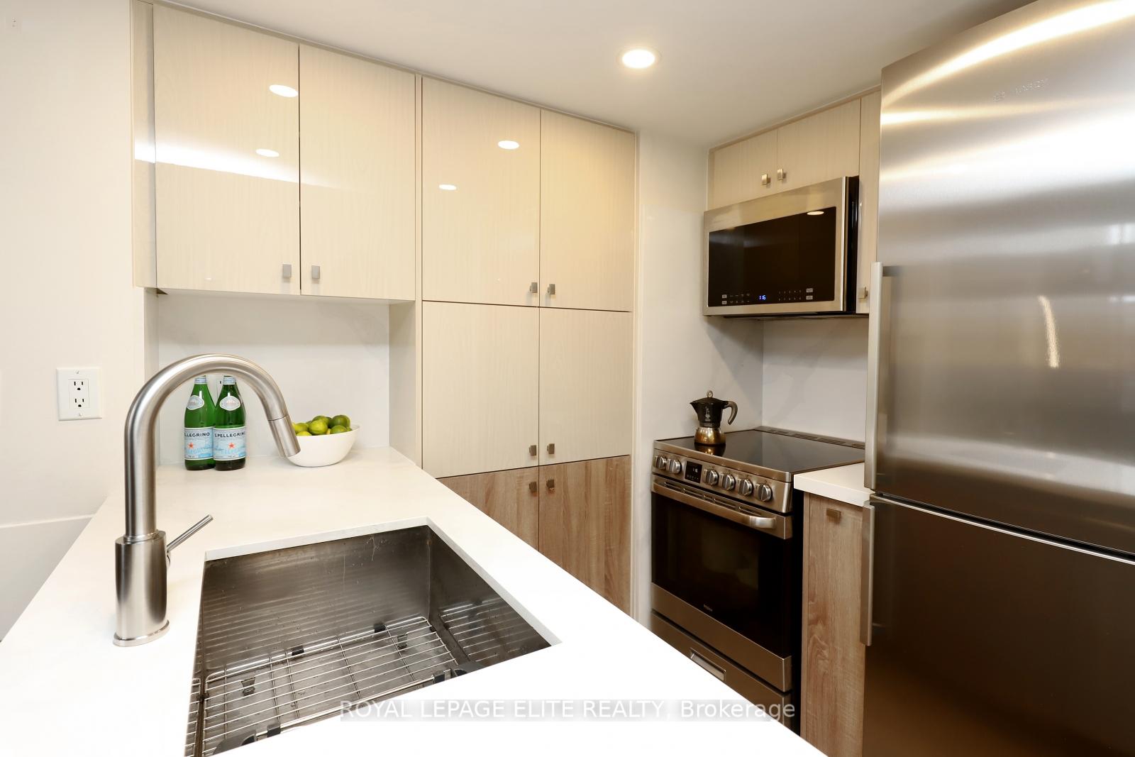 Photo 5 of Unit 220, 255 Richmond Street E, Toronto, Moss Park — HOMEH