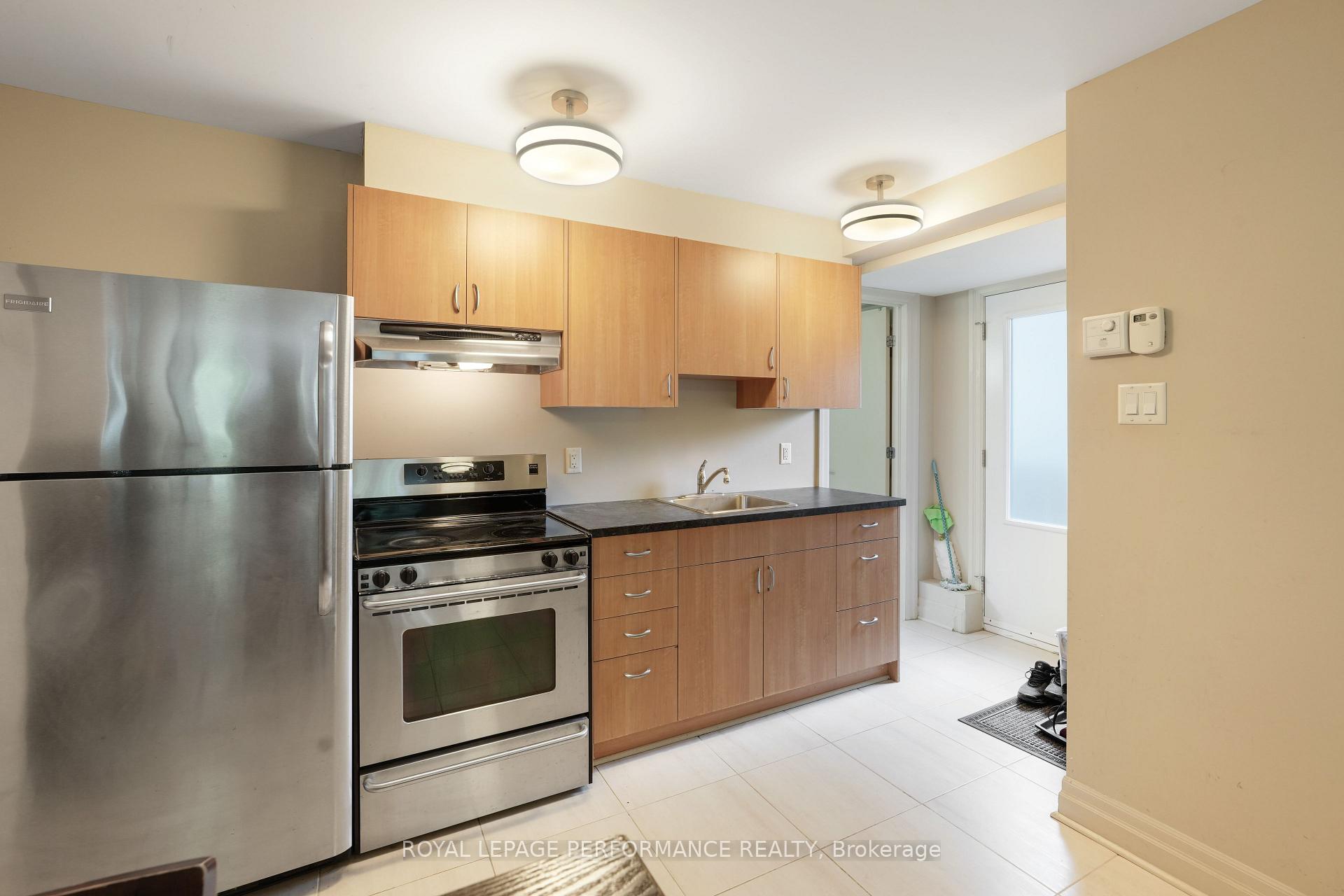 Photo 28 of Unit A, 239 Fairmont Avenue, Ottawa, Civic Hospital — HOMEH