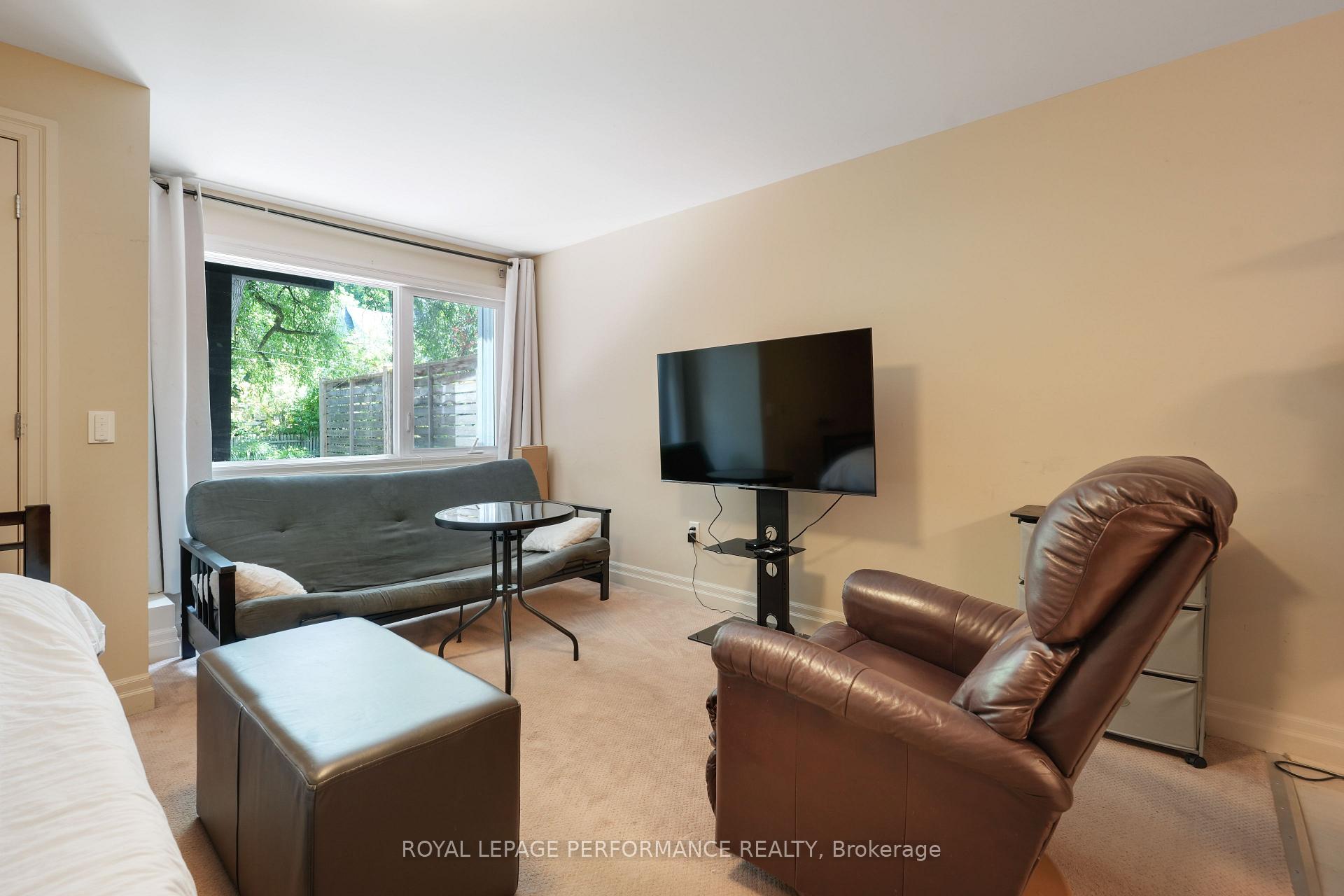 Photo 27 of Unit A, 239 Fairmont Avenue, Ottawa, Civic Hospital — HOMEH