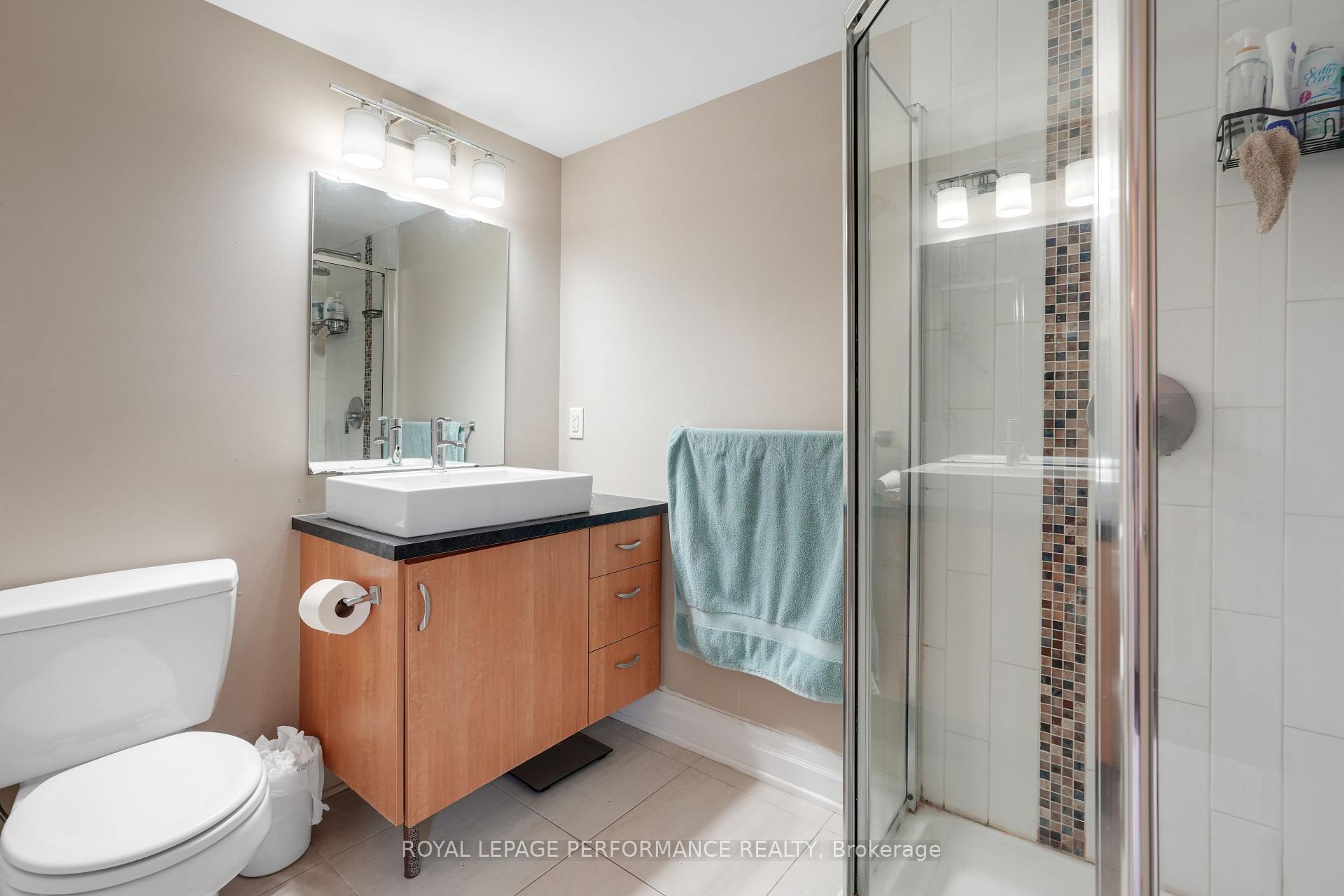 Photo 31 of Unit A, 239 Fairmont Avenue, Ottawa, Civic Hospital — HOMEH