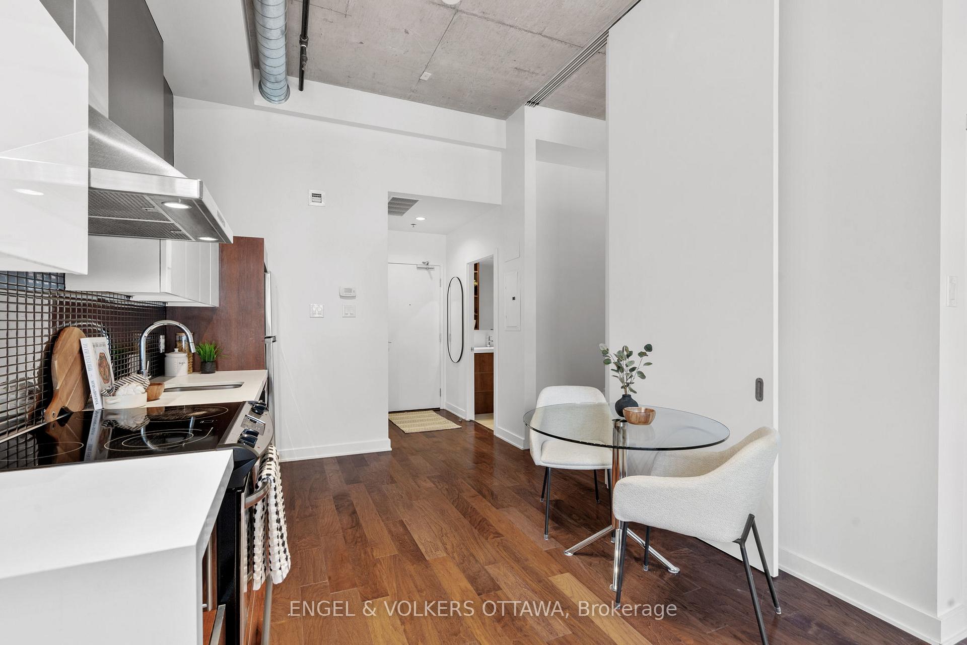 Photo 5 of Unit 106, 340 Mcleod Street, Ottawa, Ottawa Centre — HOMEH
