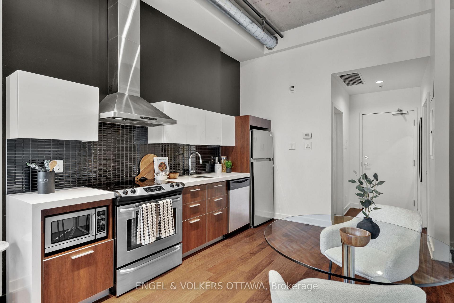 Photo 9 of Unit 106, 340 Mcleod Street, Ottawa, Ottawa Centre — HOMEH