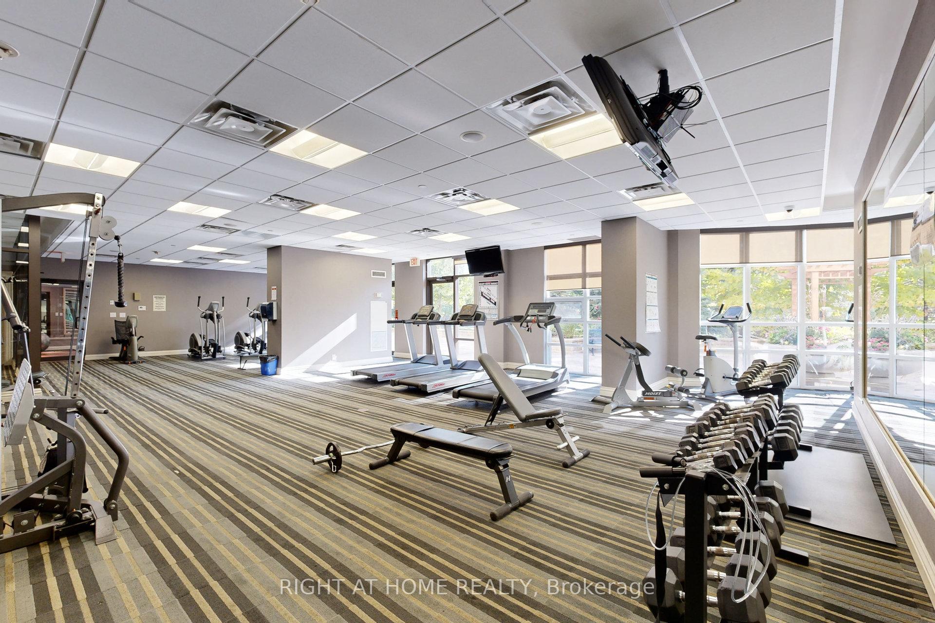 Photo 24 of Unit 1009, 9235 Jane Street, Vaughan, Maple — HOMEH
