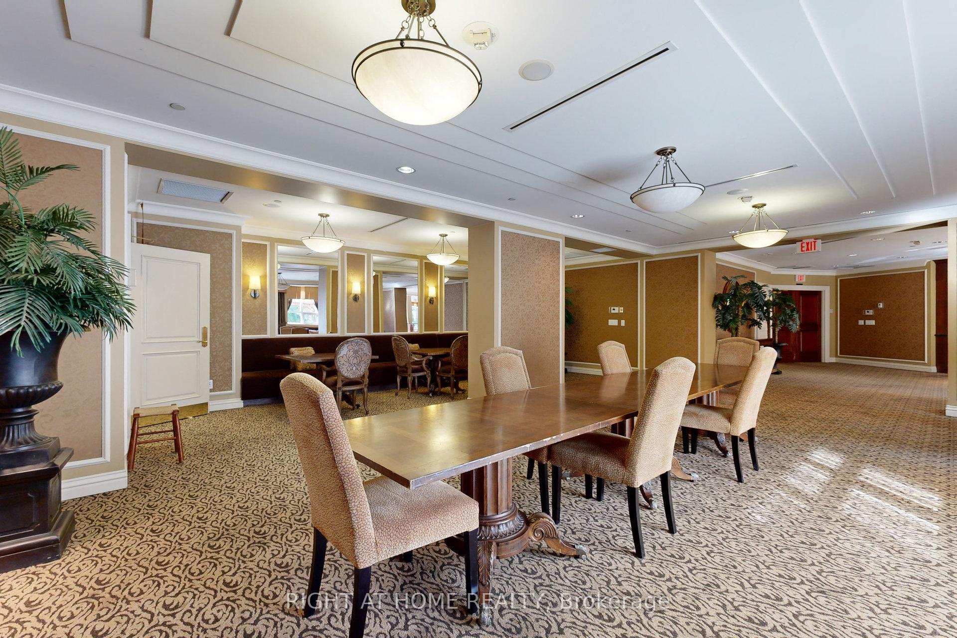 Photo 31 of Unit 1009, 9235 Jane Street, Vaughan, Maple — HOMEH