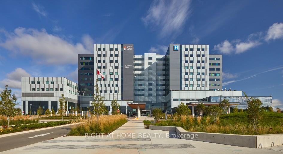 Photo 38 of Unit 1009, 9235 Jane Street, Vaughan, Maple — HOMEH