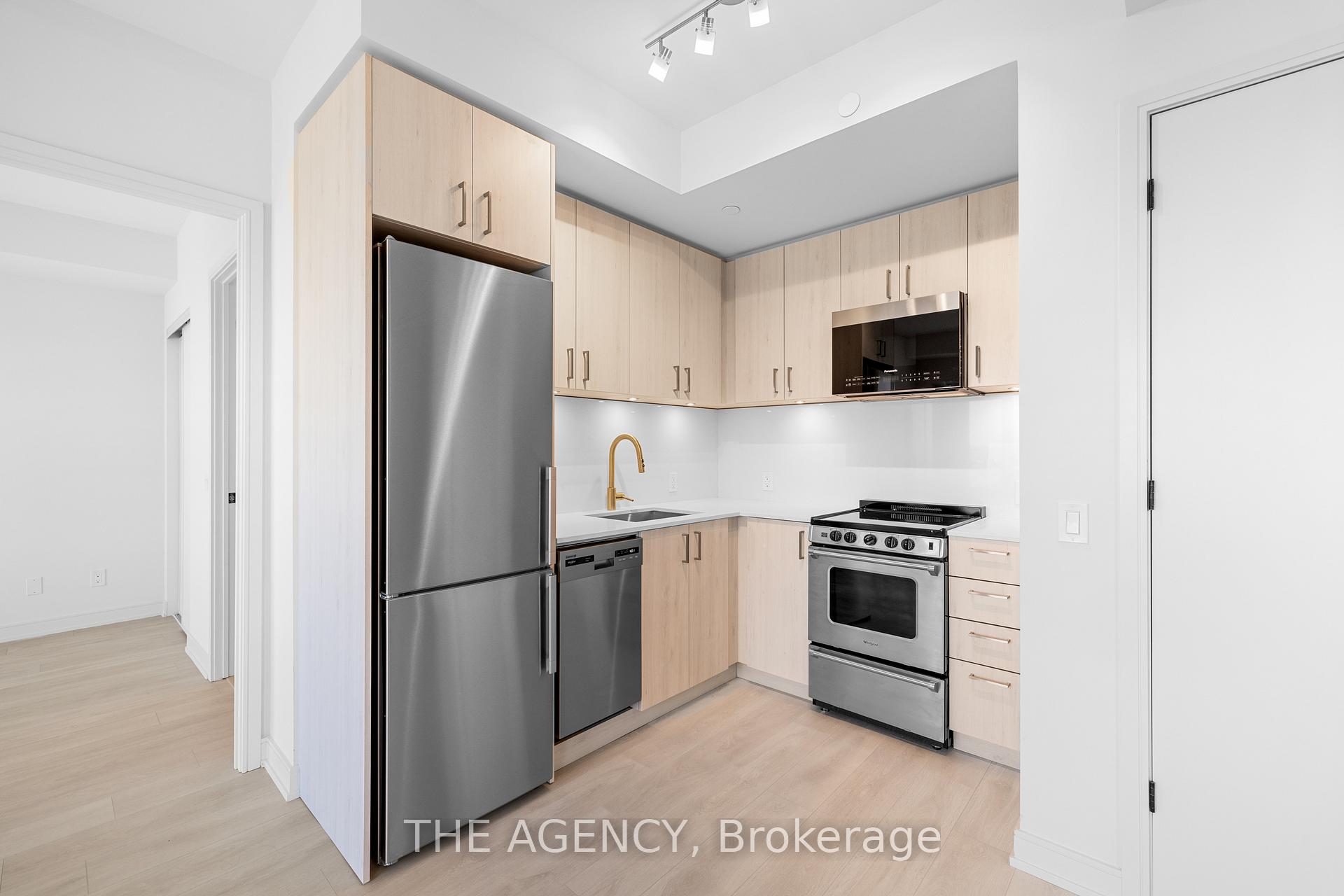 Photo 5 of Unit 1009, 8010 Derry Road, Milton, Coates — HOMEH
