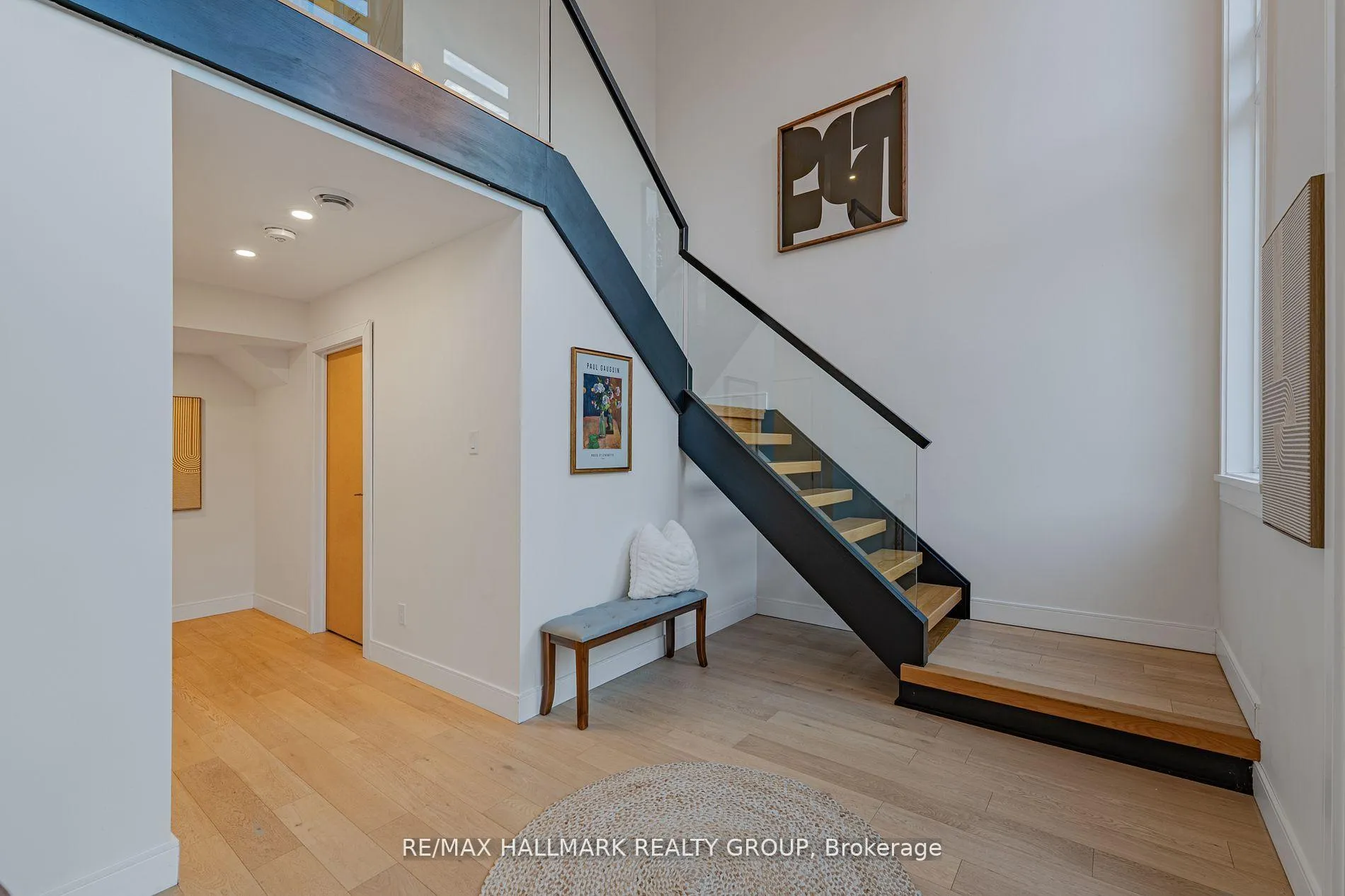 Photo 9 of 14 Thornton Avenue, Ottawa, Glebe — HOMEH