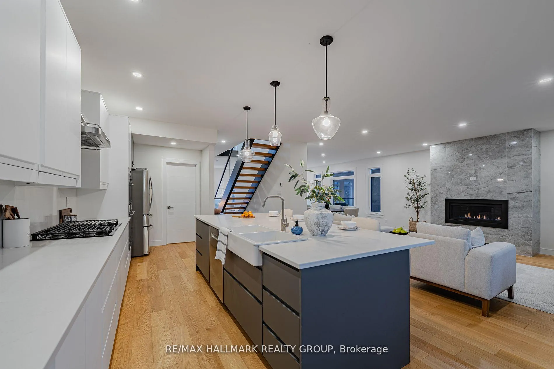 Photo 23 of 14 Thornton Avenue, Ottawa, Glebe — HOMEH